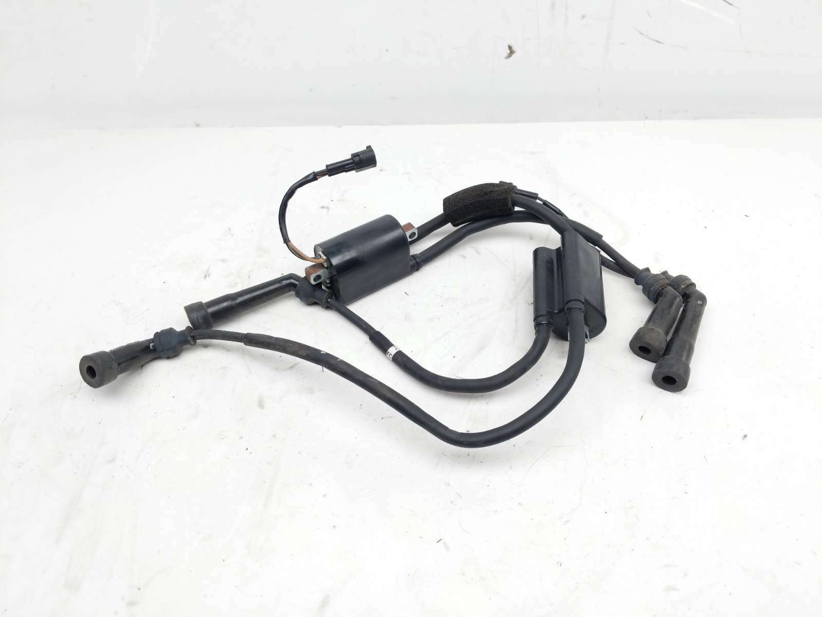 09 Suzuki VZ 1500 Intruder Boulevard M90 Ignition Coil Plug Pack