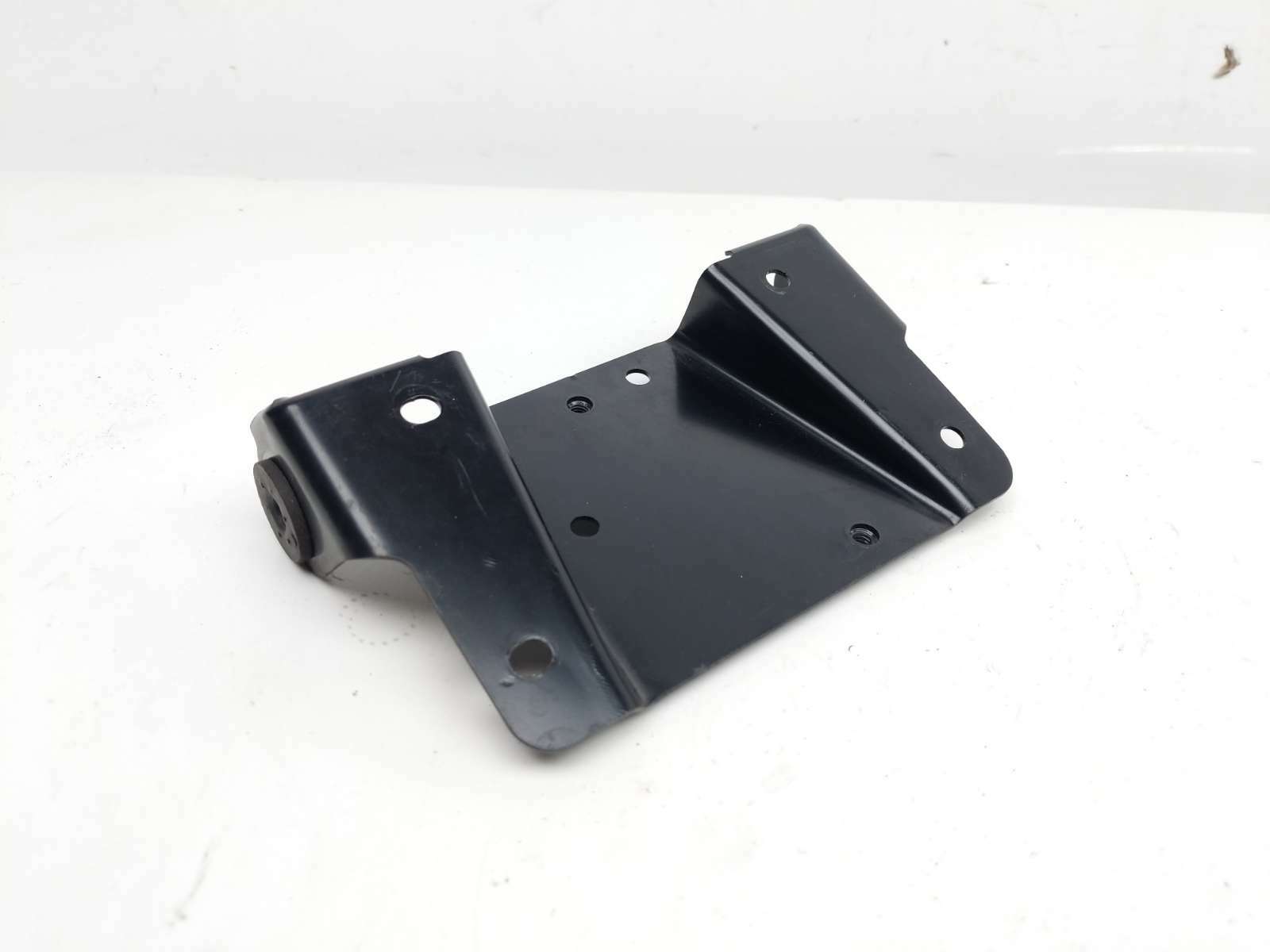 09 Suzuki VZ 1500 Intruder Boulevard M90 Rear Ignition Coil Bracket Holder