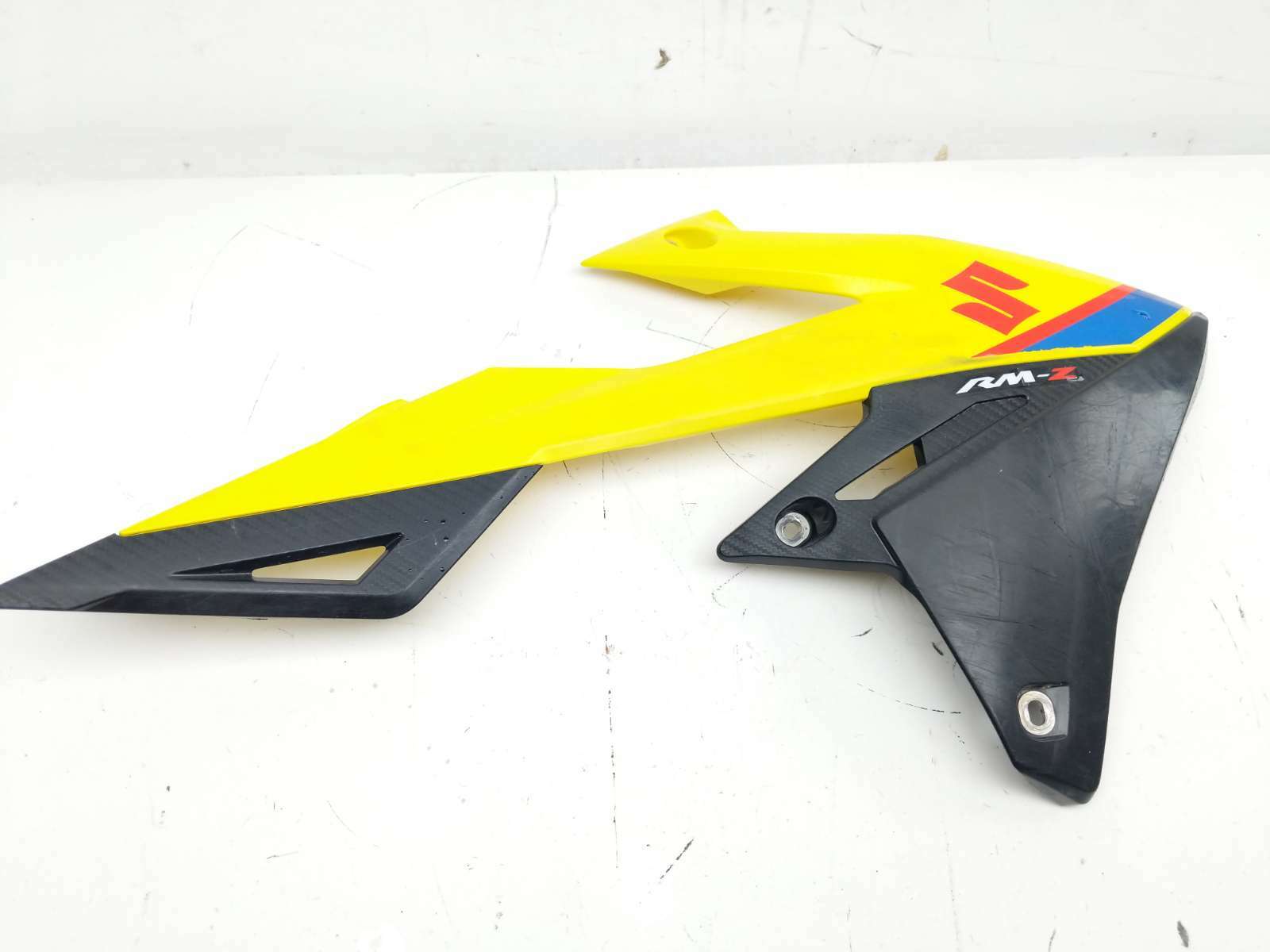 19 Suzuki RMZ 450 RM-Z450 Right Side Front Radiator Shroud Cover Panel Trim 44270-37K0