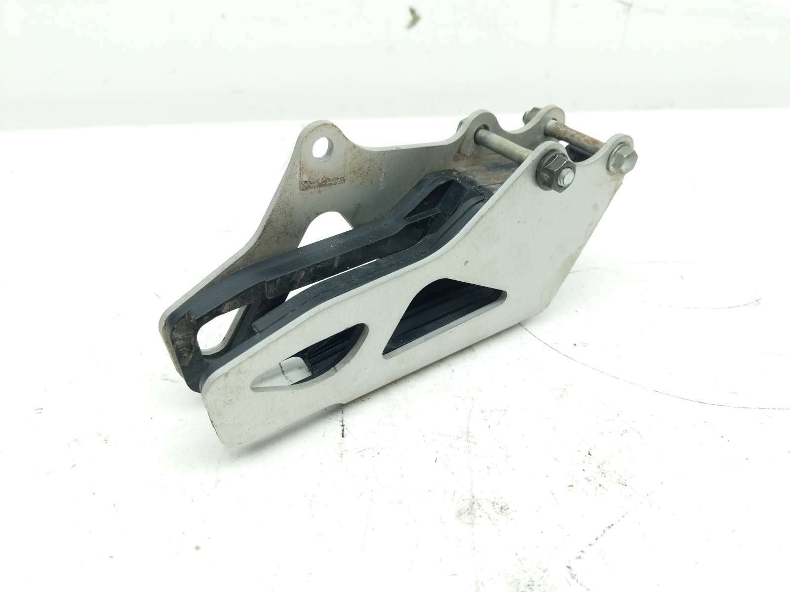 19 Suzuki RMZ 450 RM-Z450 Rear Swing Arm Chain Slider Mount Bracket