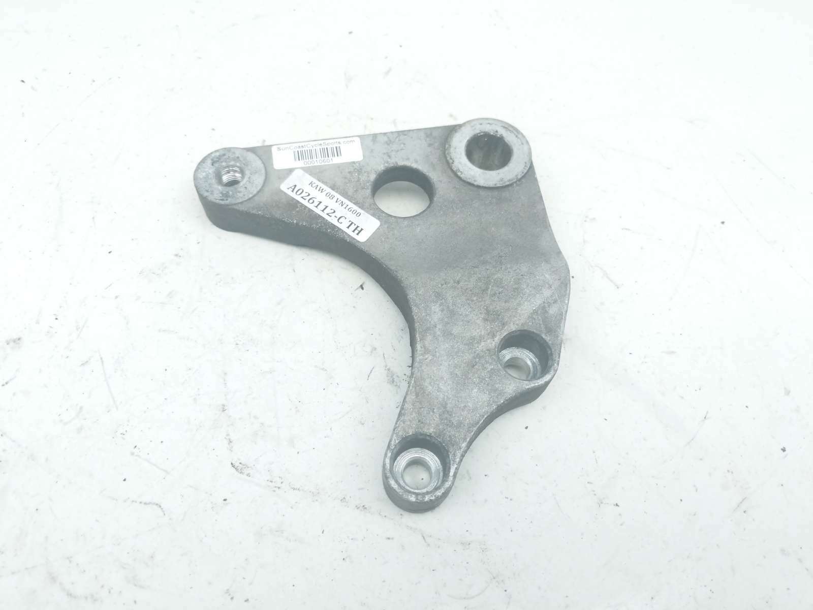 08 Kawasaki VN1600 Vulcan 1600 Classic Brake Caliper Mount Bracket