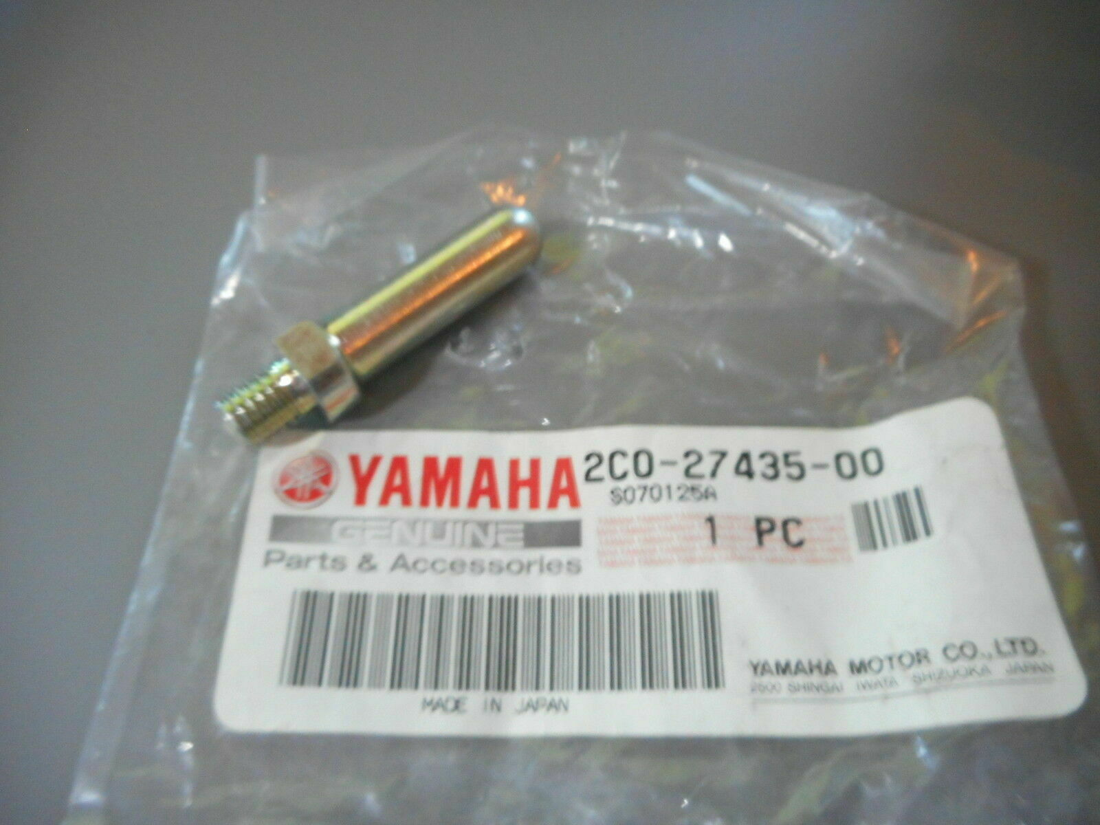 NEW Yamaha OEM Bolt 2C0-27435-00