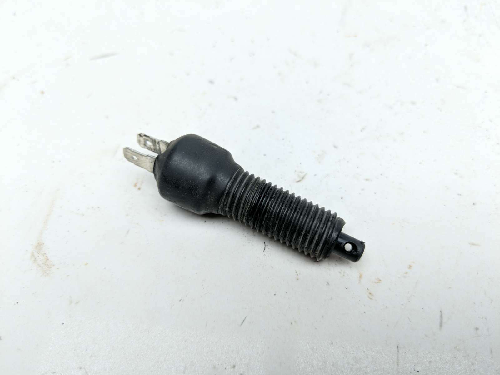 04 Suzuki VL 800 Volusia Rear Brake Sensor