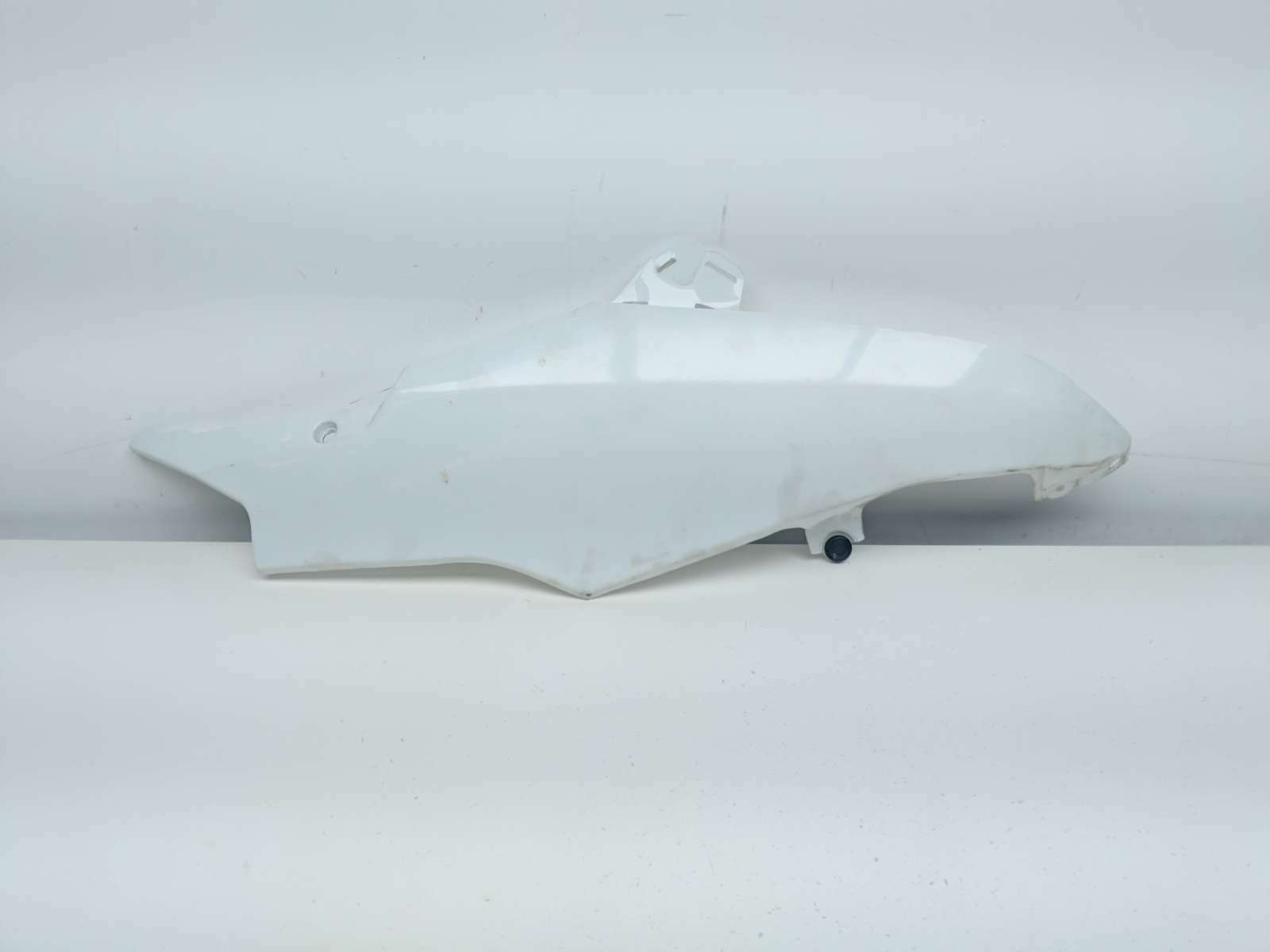 09 Suzuki GSXR 600 750 Front Right Lower Belly Side Fairing Plastic