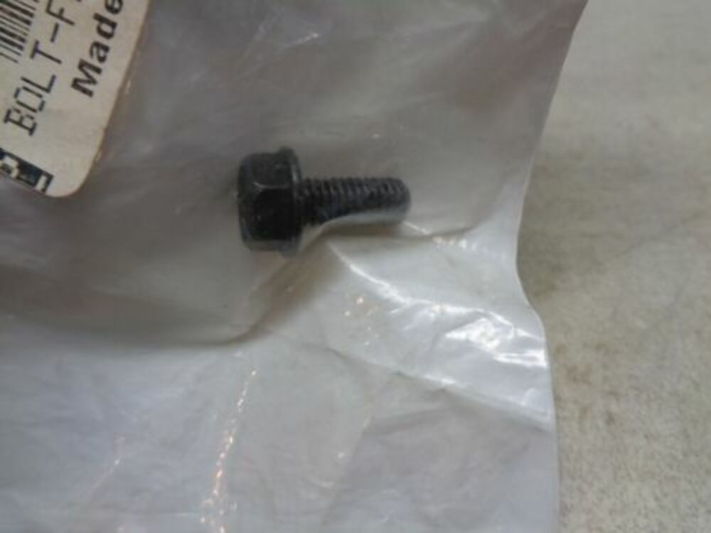 Polaris Frame Bolt 0453517 QTY 4