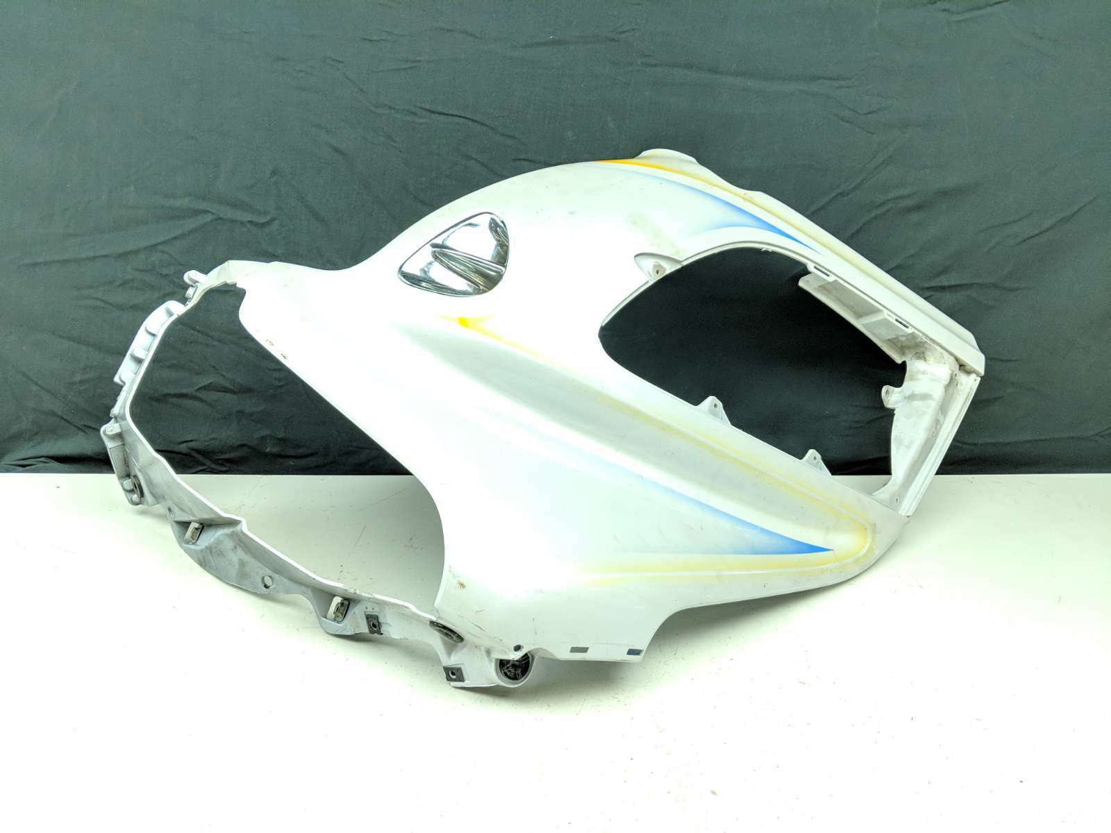 08 Honda Goldwing GL 1800 Front Right Fairing Plastic Upper Panel 64282-MCA-0000