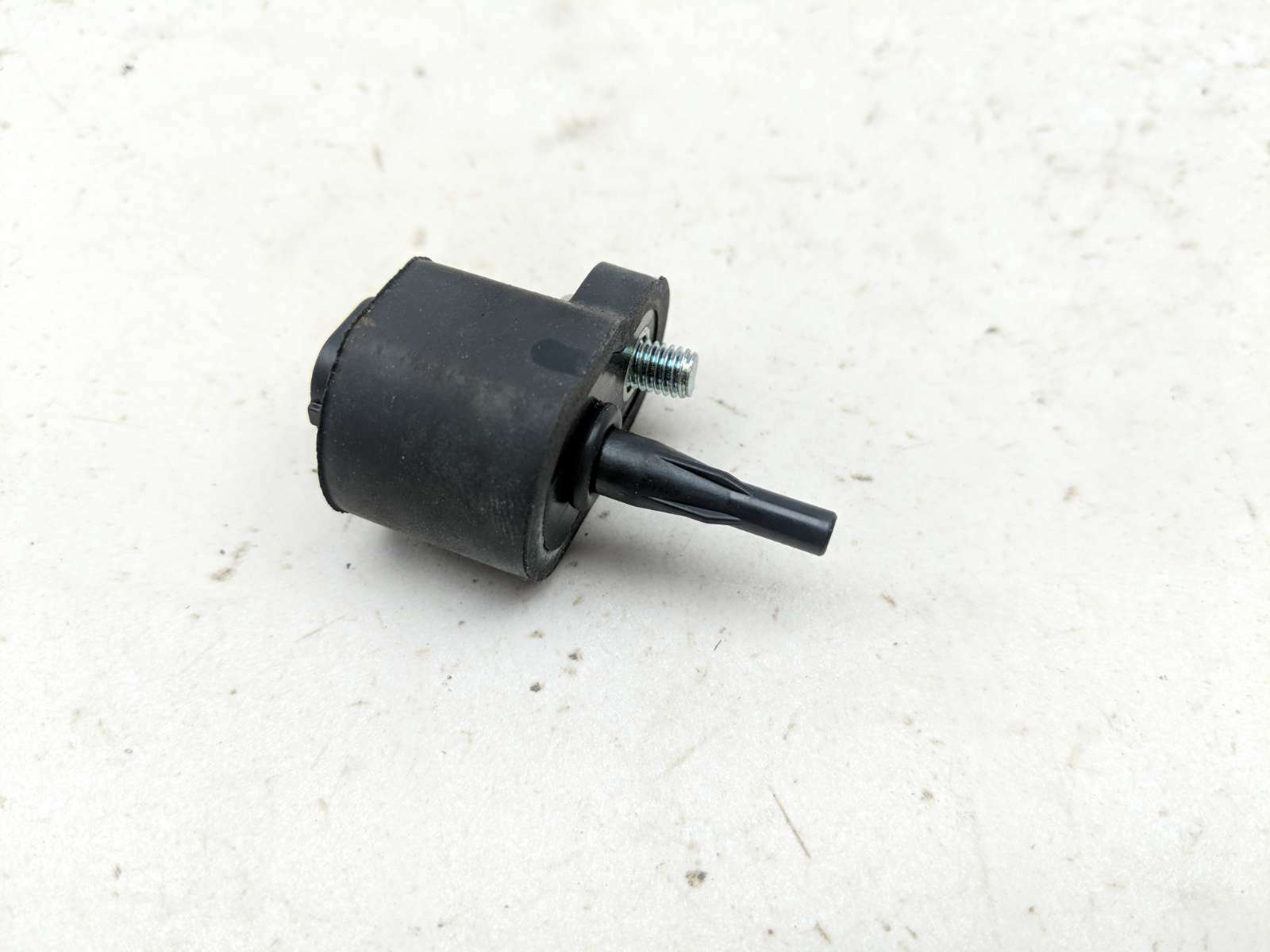 14 Yamaha FZ6R FZ6 Air Temp Temperature Sensor