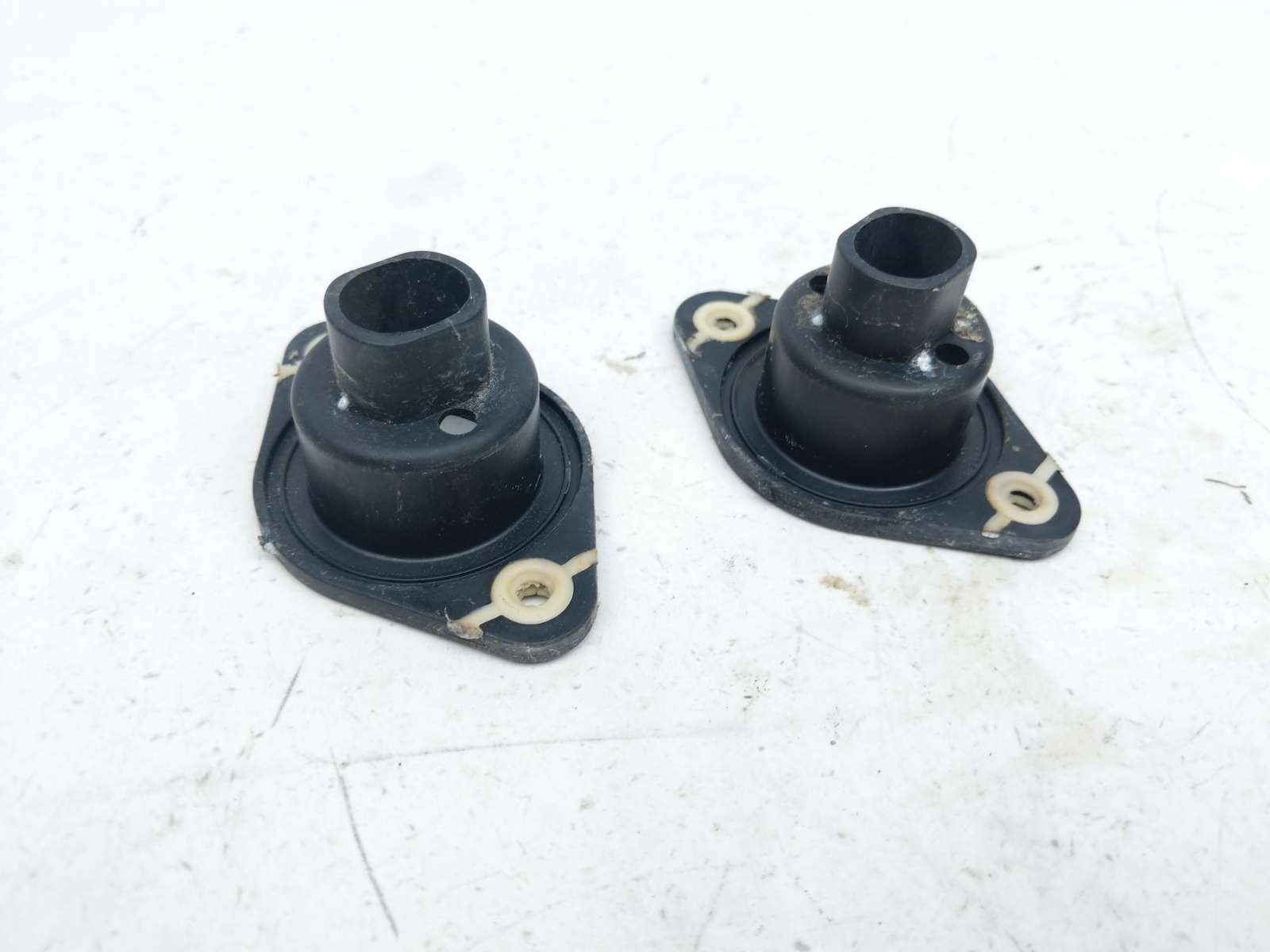 08 Seadoo RXP 255 Rod Grommets