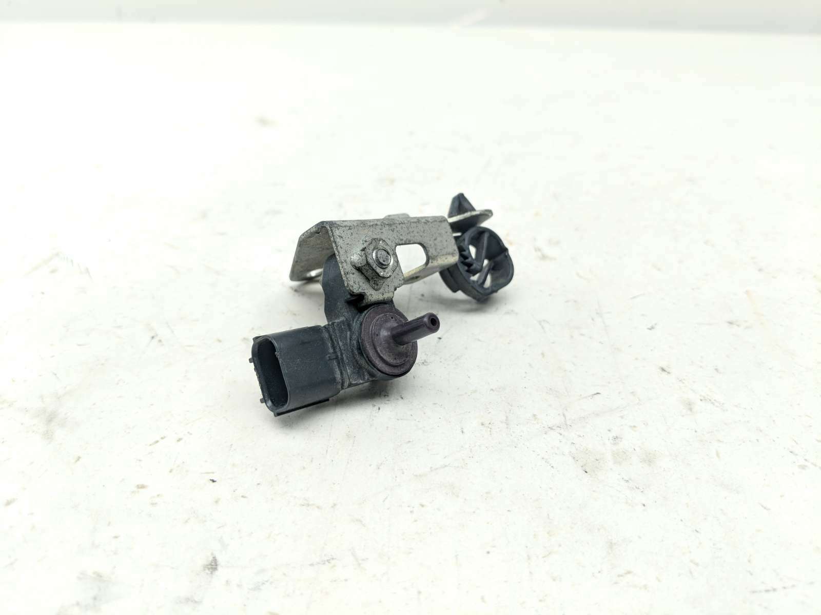 13 Kawasaki Vulcan 1700 Nomad VN1700C Mass Air Sensor MAP MAF