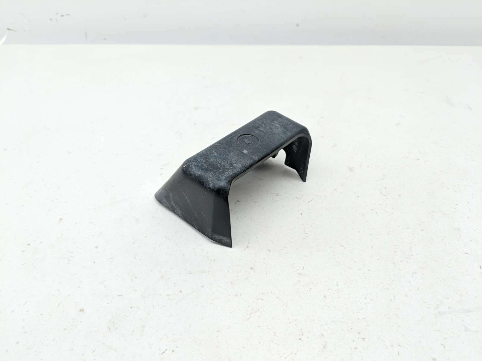 13 Kawasaki Vulcan 1700 Nomad VN1700C Rear Harness Cover Panel 14091-1630