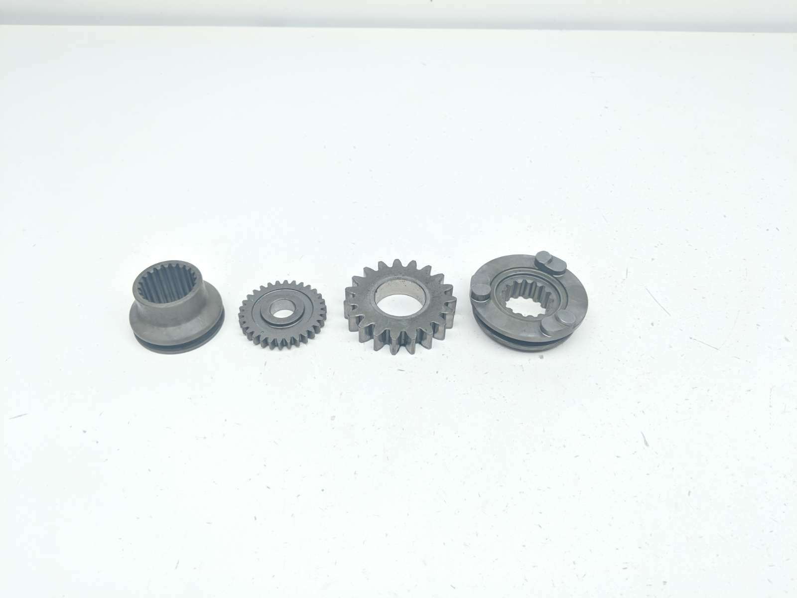 16 Can Am Commander 800R XT Engine Motor Gears