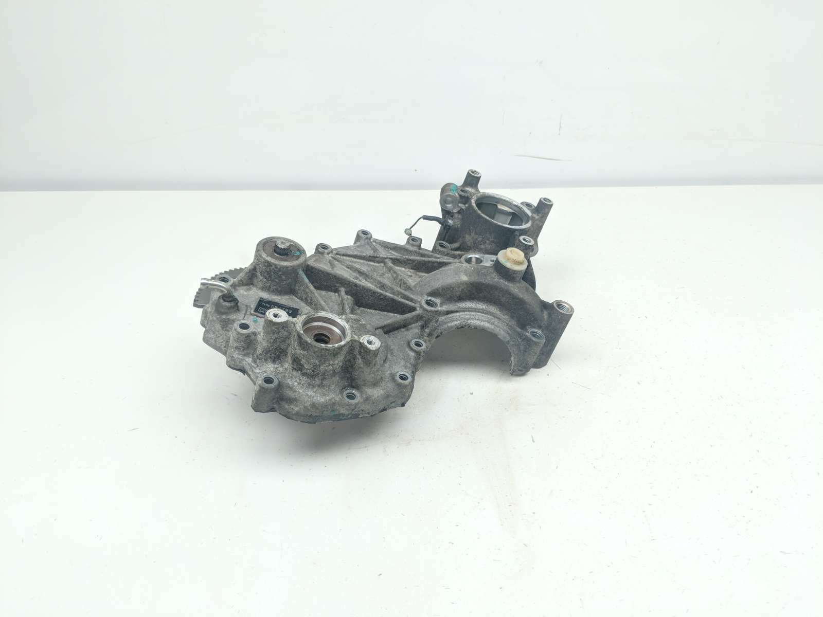 16 Can Am Commander 800R XT Trans Transmission Gearbox Cover 6612156