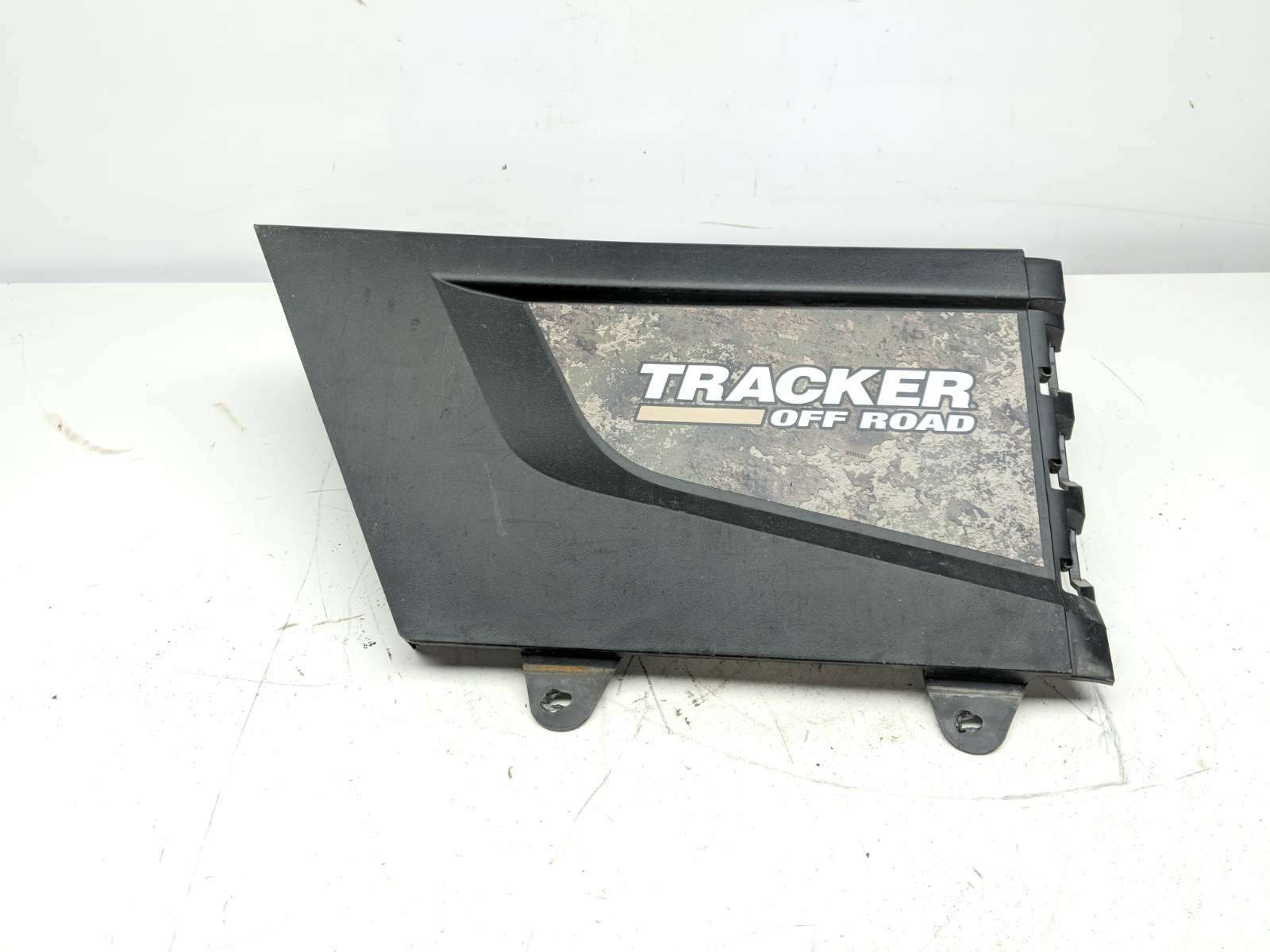 21 Tracker EV iS Right Seat Fender Rocker Short Fairing Cover Panel 652716G05 B