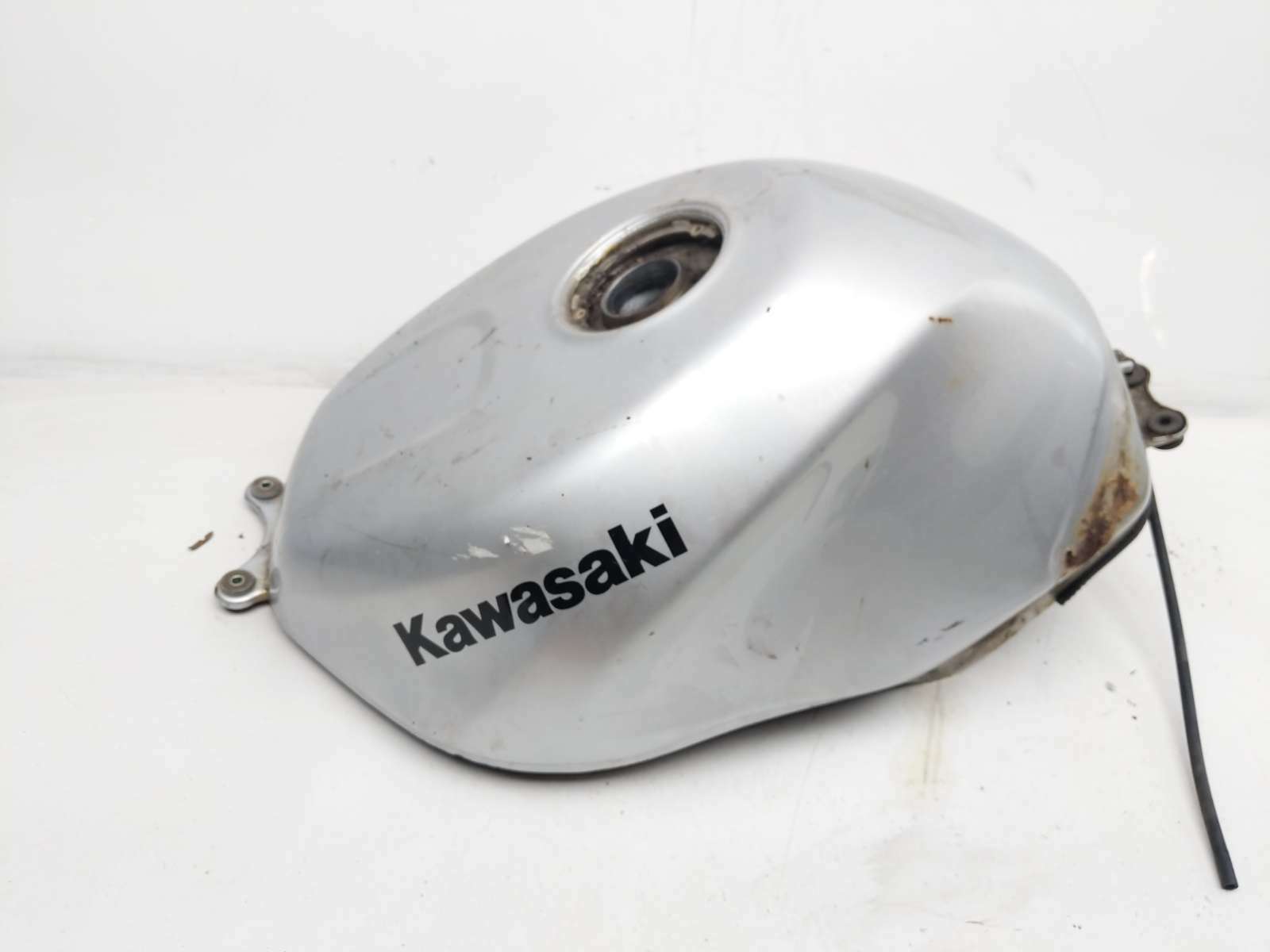 06 Kawasaki ZZR 600 Petrol Gas Fuel Tank