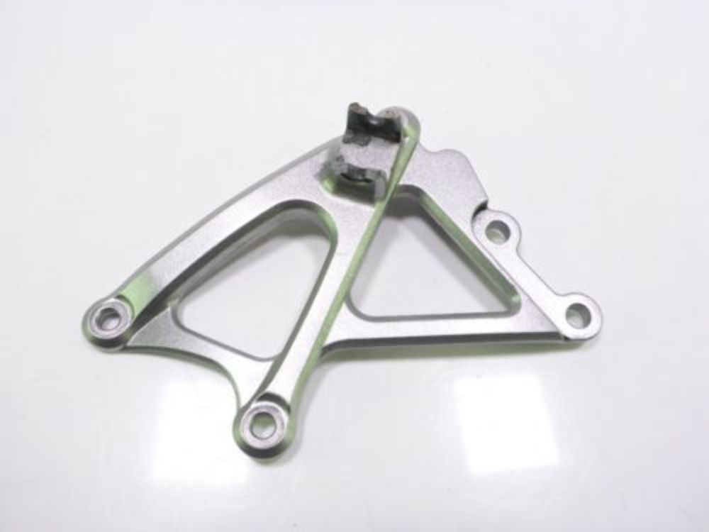 09 10 11 Yamaha YZF R1 Right Rearset Rear Set Front Driver Peg DAMAGED