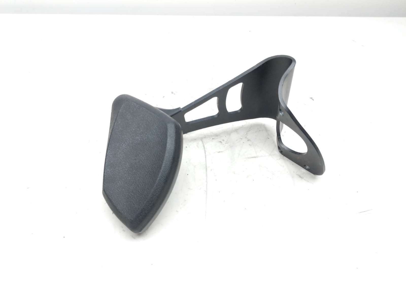 15 Harley Tri Glide Ultra Classic FLHTCUTG Right Arm Rest