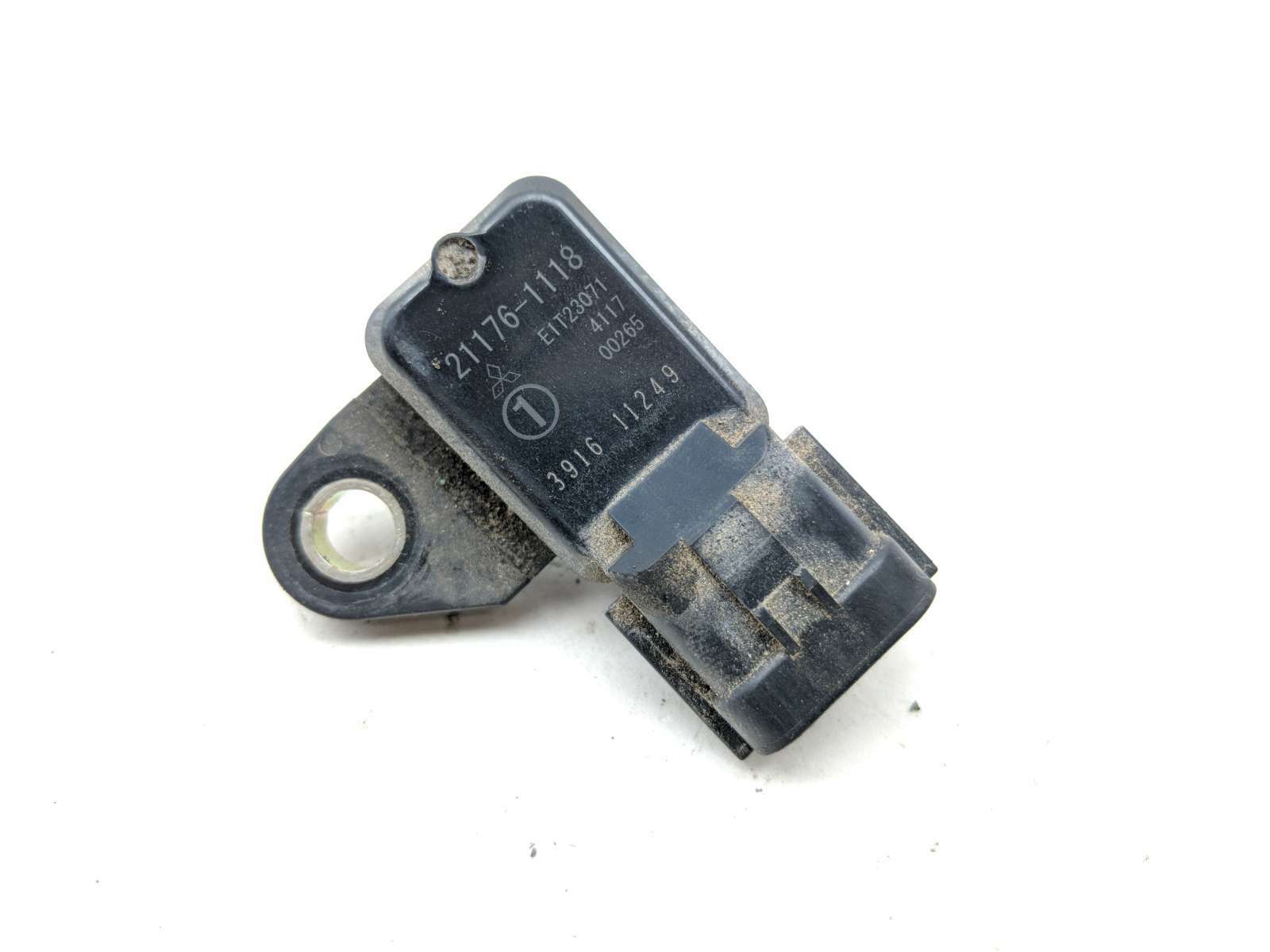 04 Kawasaki Vulcan 1600 Classic VN1600A1 Mass Air Flow Sensor MAP MAF (B)