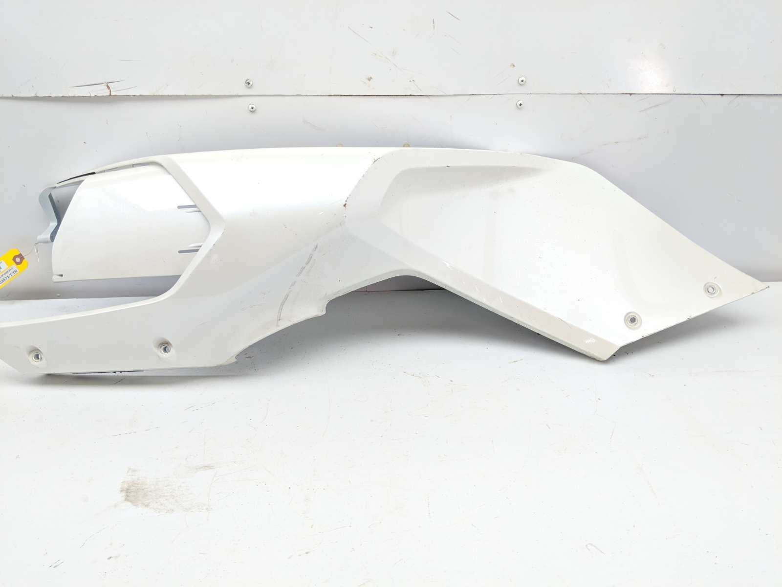 16 Can Am Spyder F3-T Roadster SE6 Front Left Upper Fairing Plastic 705010346 F