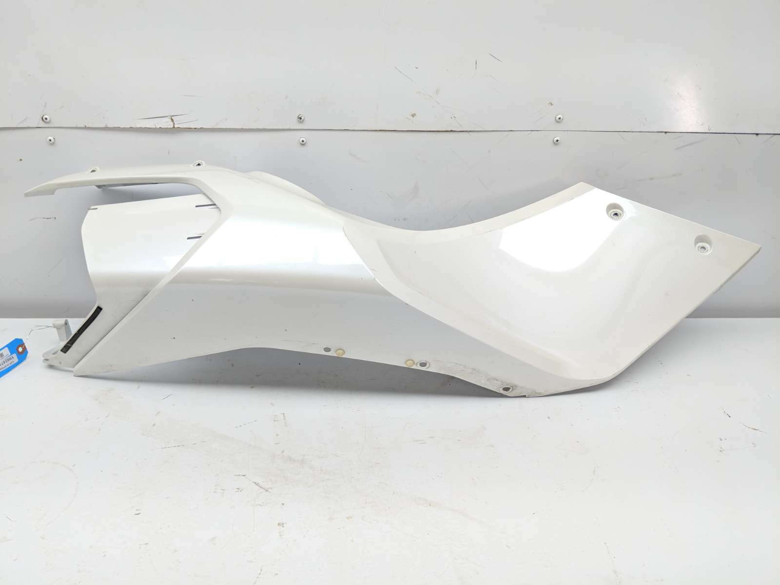 16 Can Am Spyder F3-T Roadster SE6 Front Right Side Upper Mid Fairing Plastic