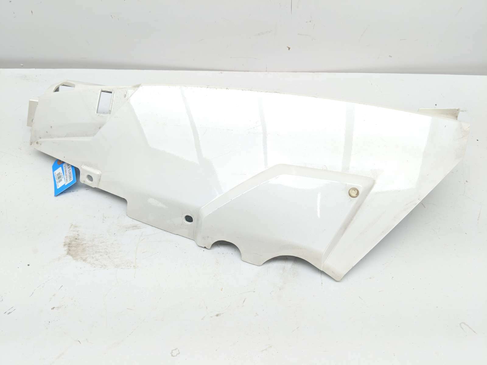 16 Can Am Spyder F3-T Roadster SE6 Front Right Fairing Cover Panel 708200402