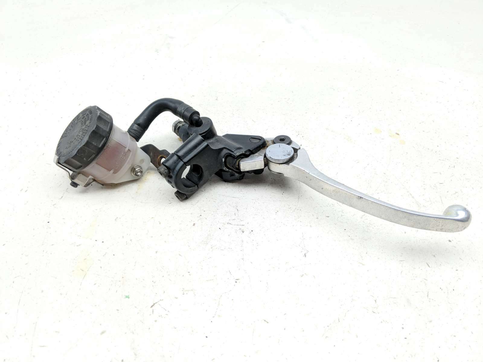 08 Triumph Sprint ST 1050 Right Front Brake Master Cylinder