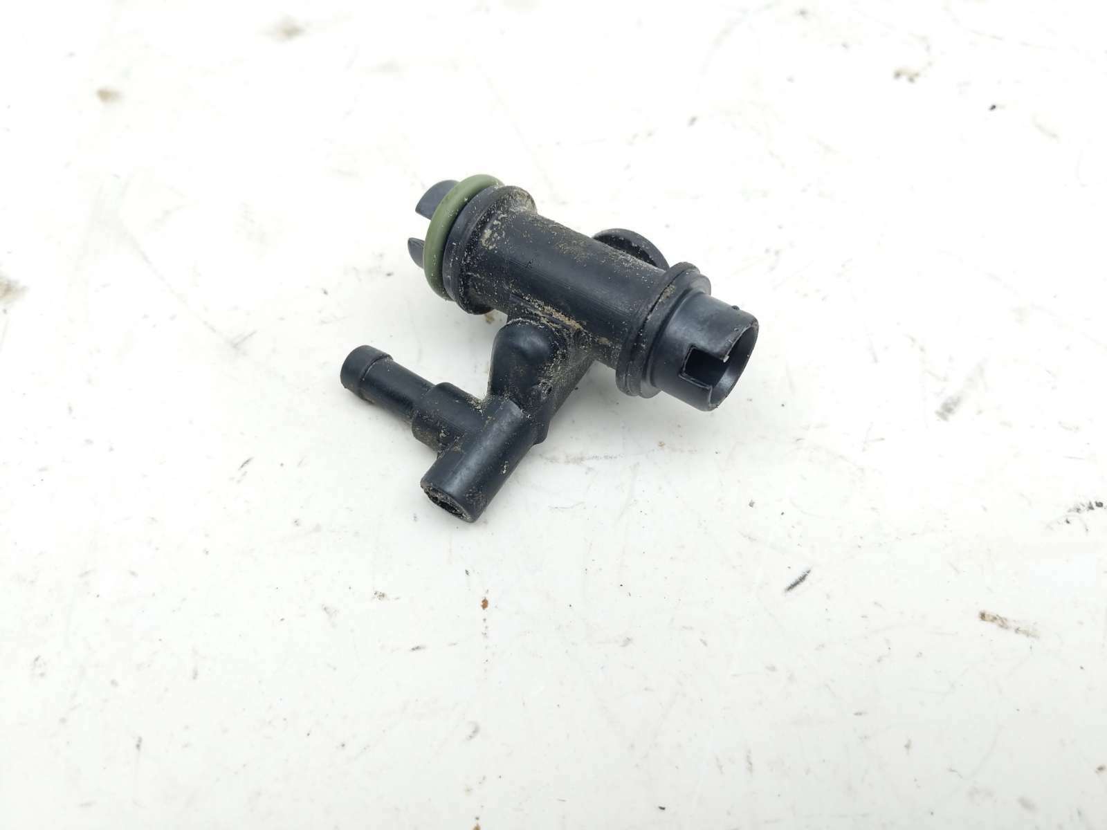 19 BMW S1000XR 1000 XR Line Junction Joint