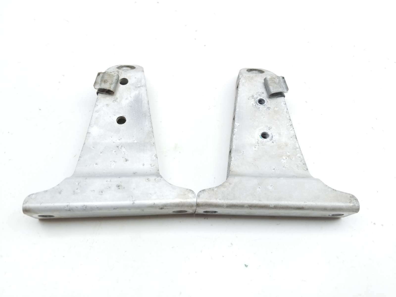 13 BMW K1600 GTL Sub Frame Subframe Mount Bracket
