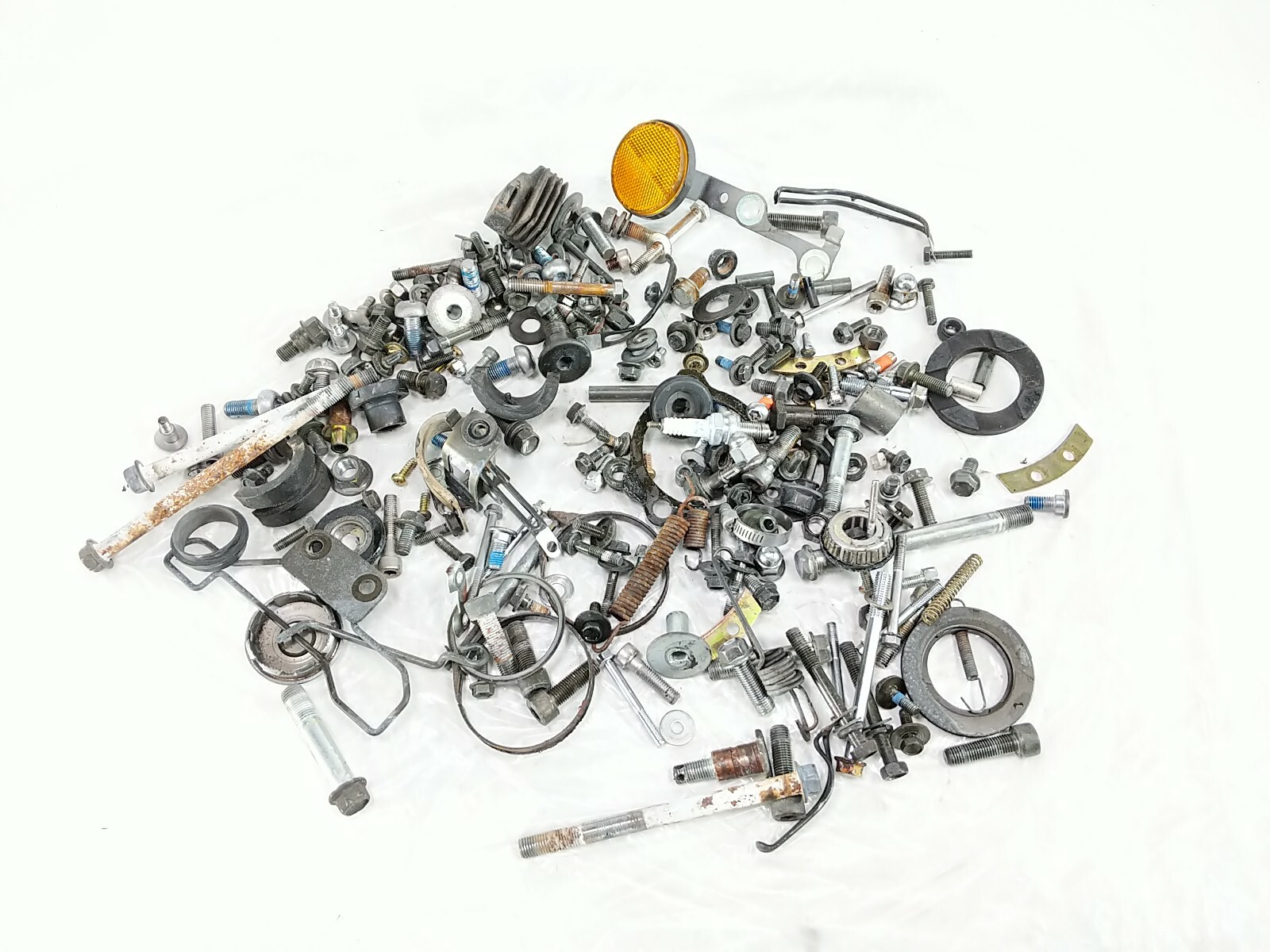 05 Suzuki Boulevard C50 VL800 Miscellaneous Parts Master Hardware Bolt Kit W