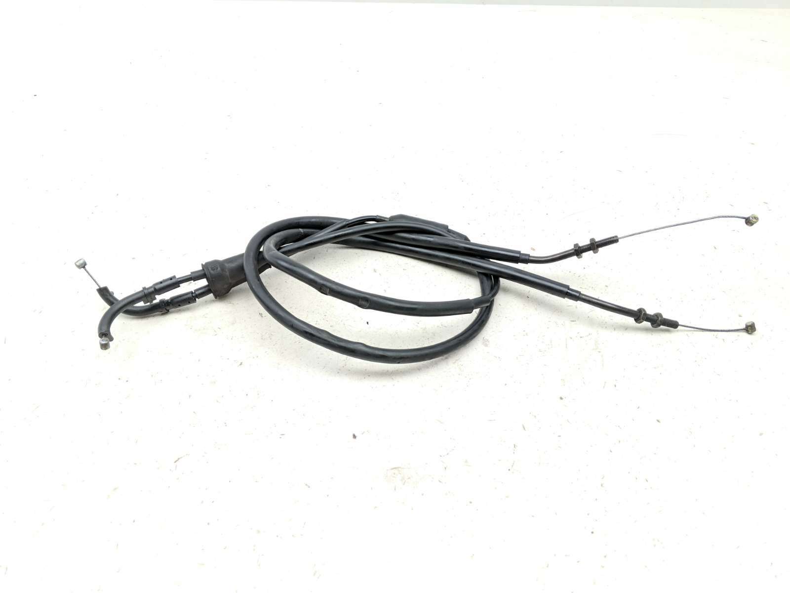 08 Triumph Sprint ST 1050 Throttle Cable Lines 2040497