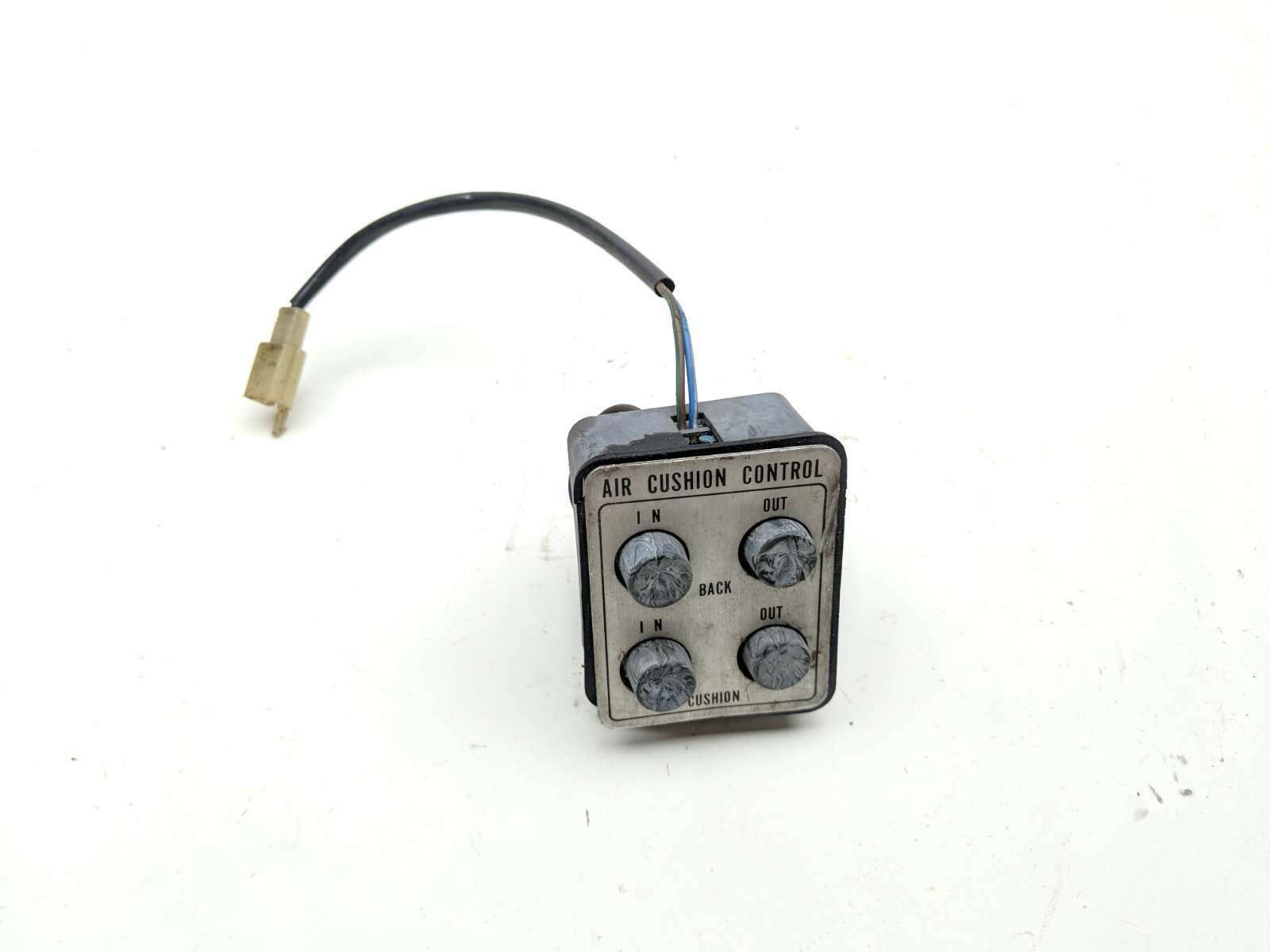 86 Suzuki Cavalcade GV 1400 Air Cushion Control Switch Buttons