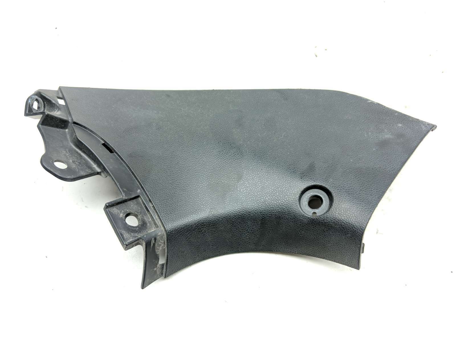 08 Suzuki Hayabusa GSX1300R Lower Gas Fuel Tank Fairing Cover Panel Plastic