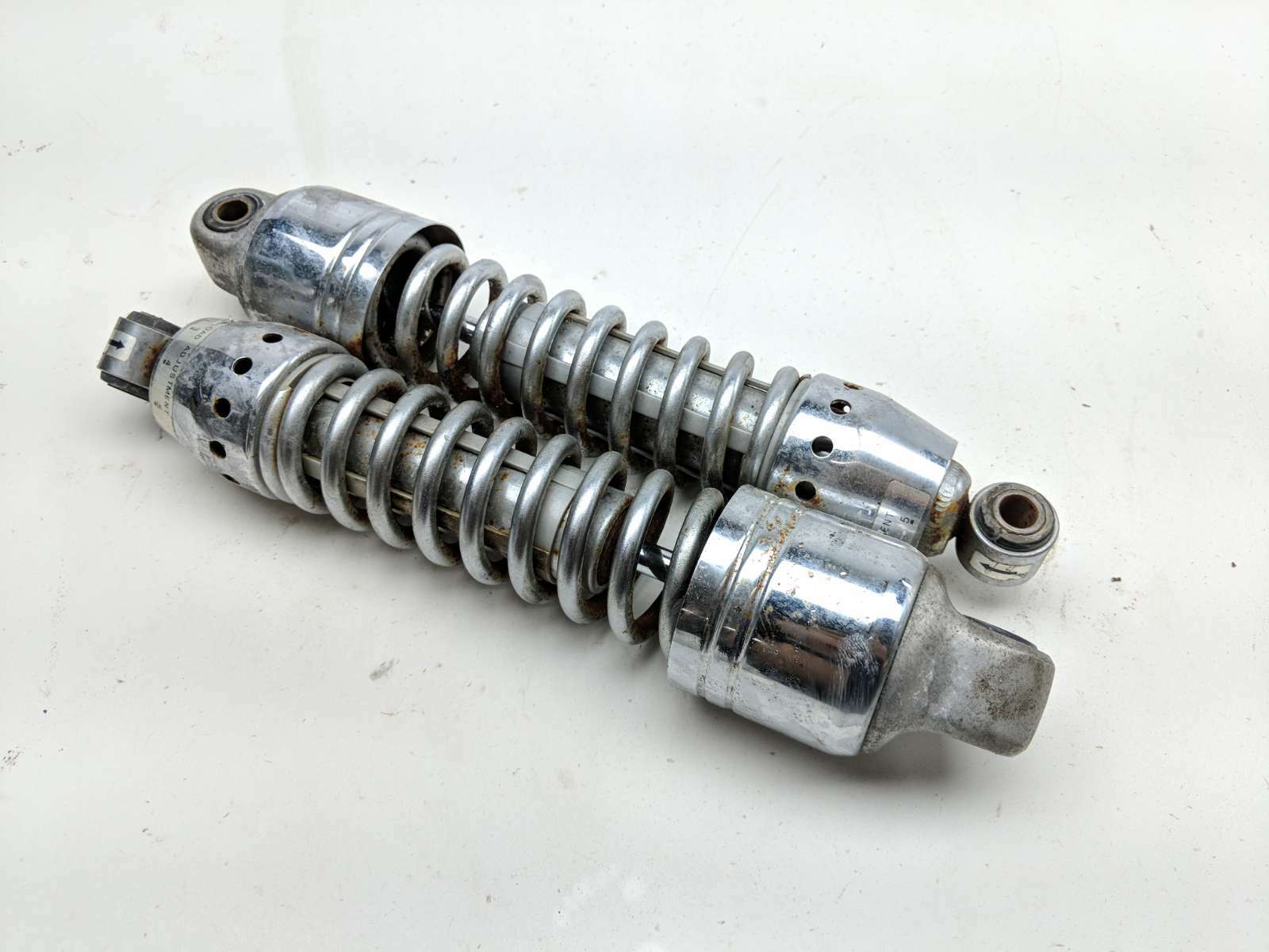 02 Harley Davidson VROD VRSCA Rear Suspension Shocks