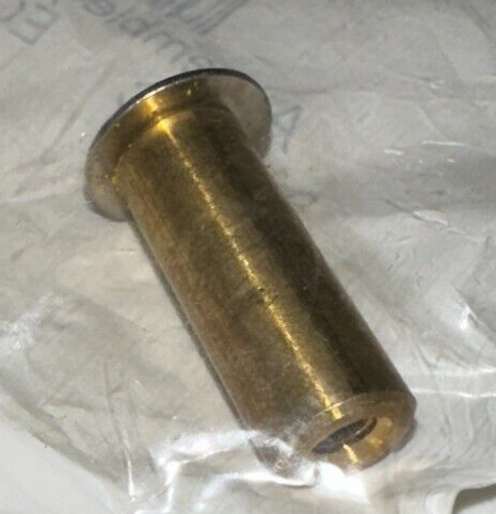 Can-Am Axel Assemble 705005973