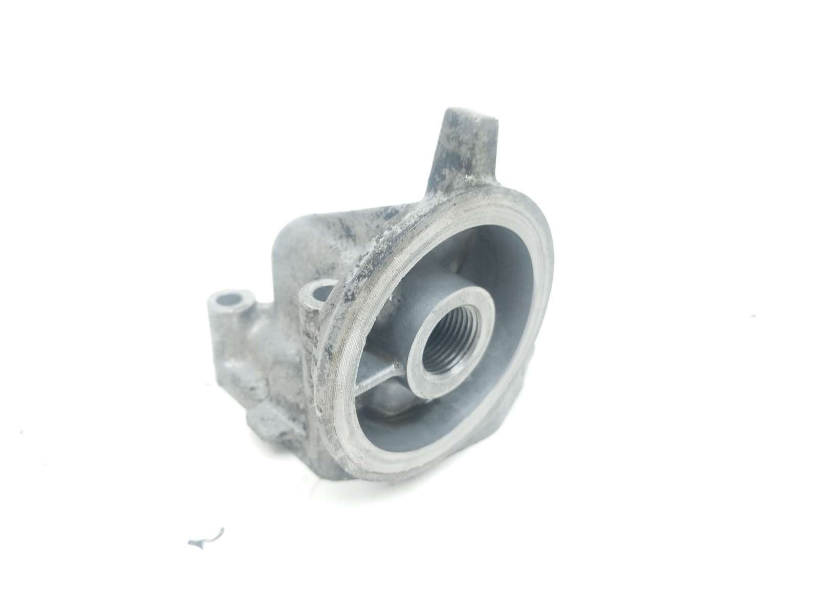 97 00 Suzuki GSXR 600 750 Engine Motor Oil Cooler Filter Housing