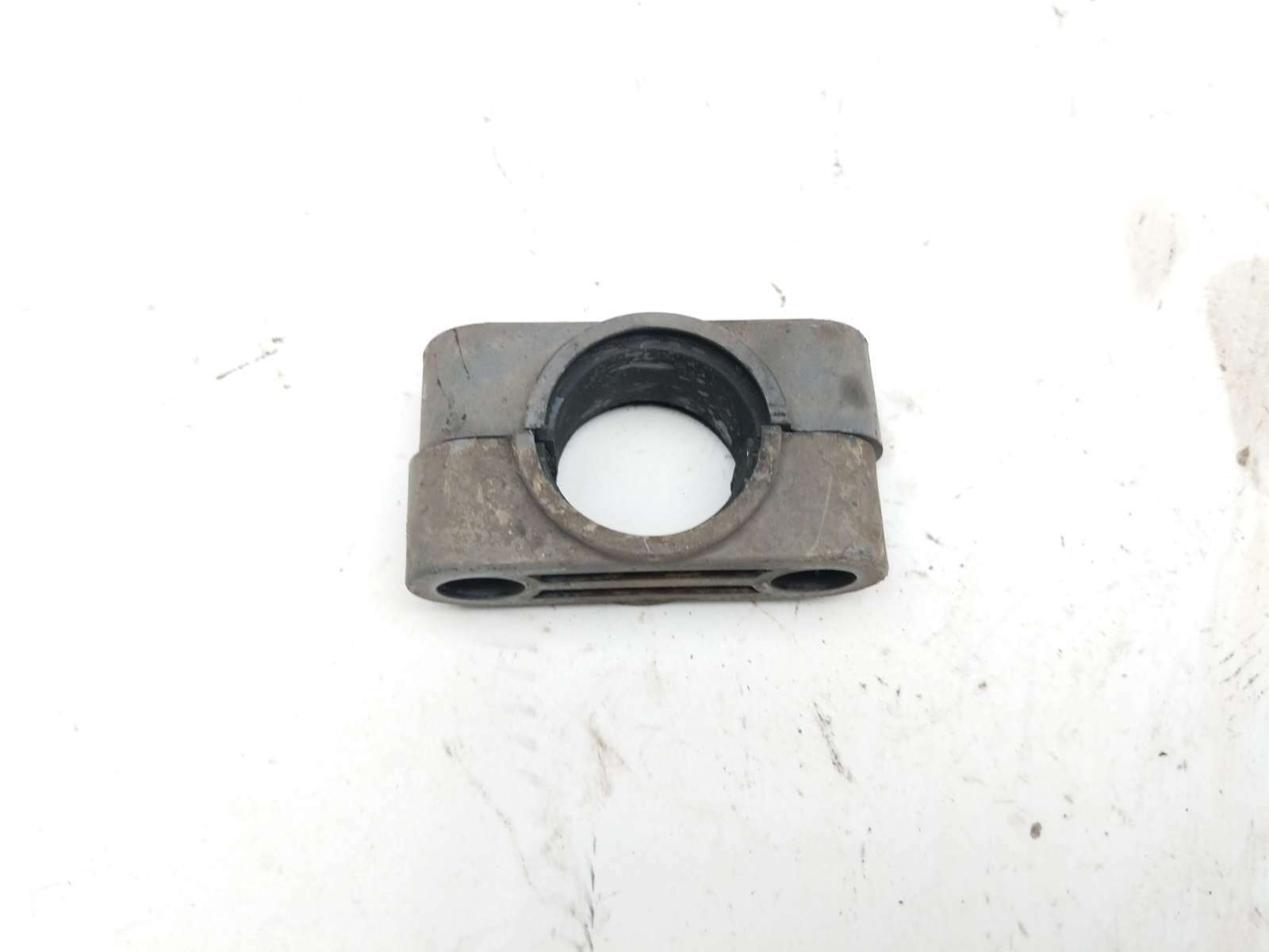 01 Yamaha Grizzly 600 Steering Shaft Mount Bracket Clamp