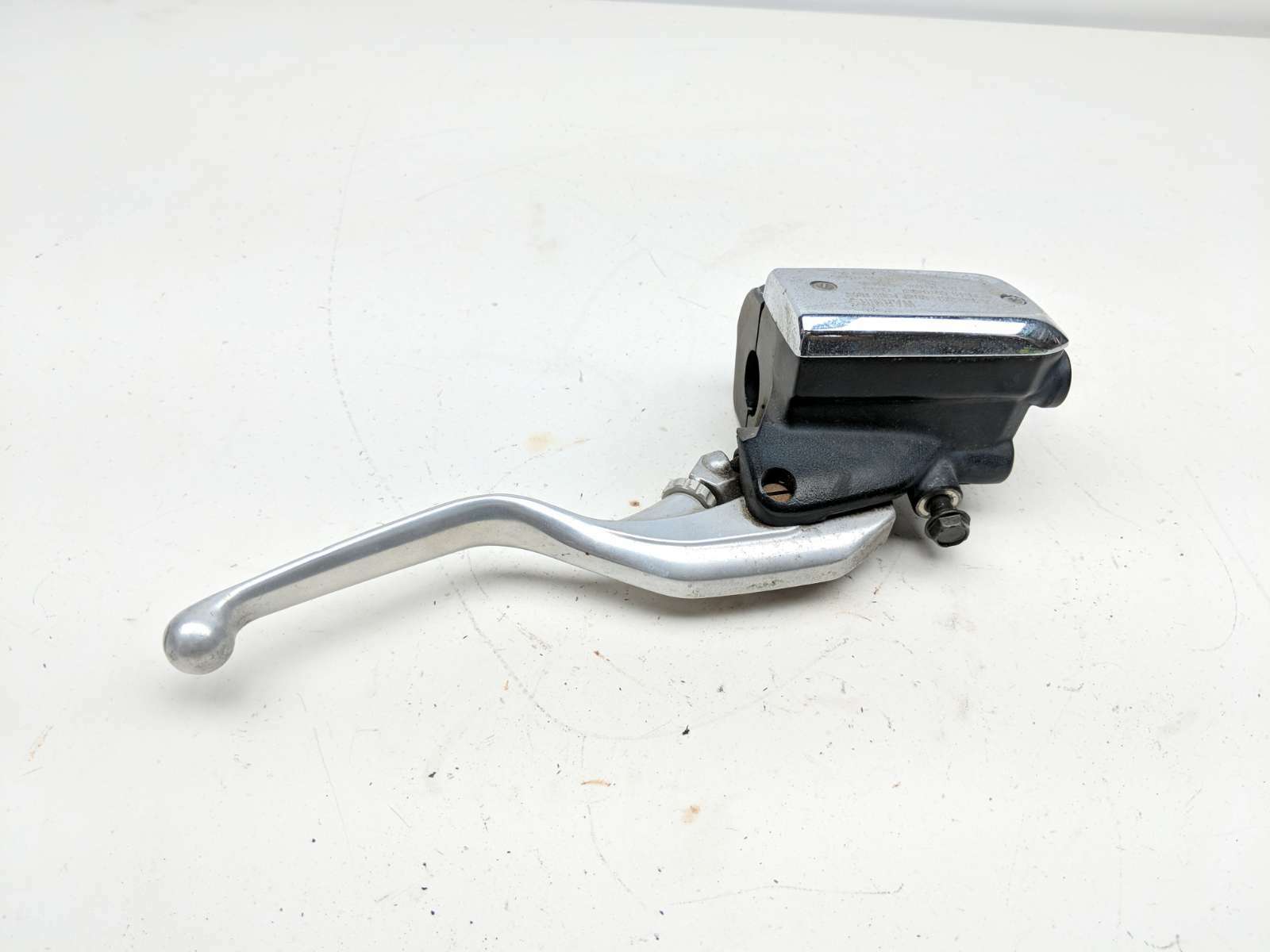 09 Kawasaki Vulcan 1700 Classic Anniversary Right Front Brake Master Cylinder