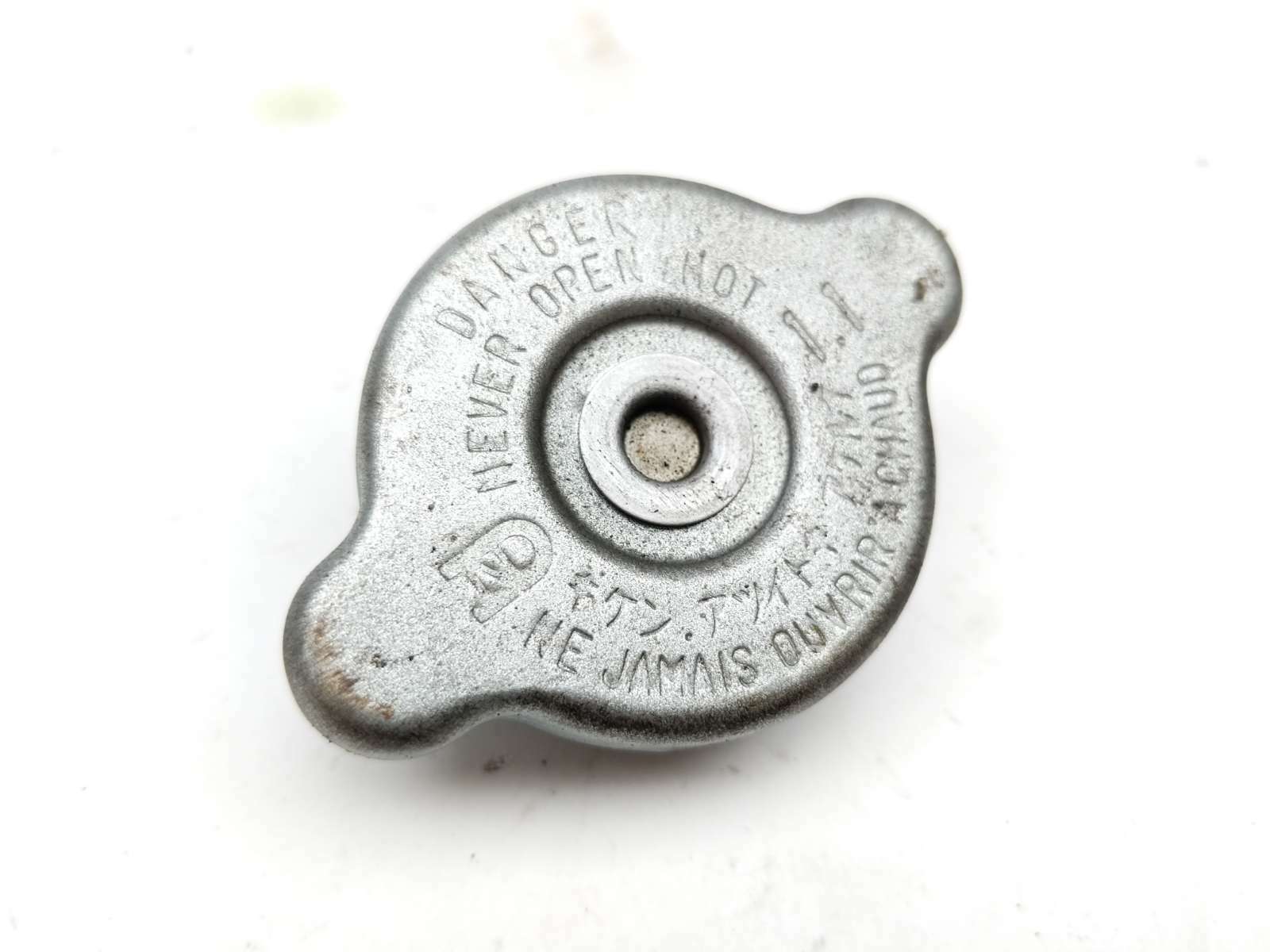09 Kawasaki Vulcan 1700 Classic Anniversary Radiator Cap