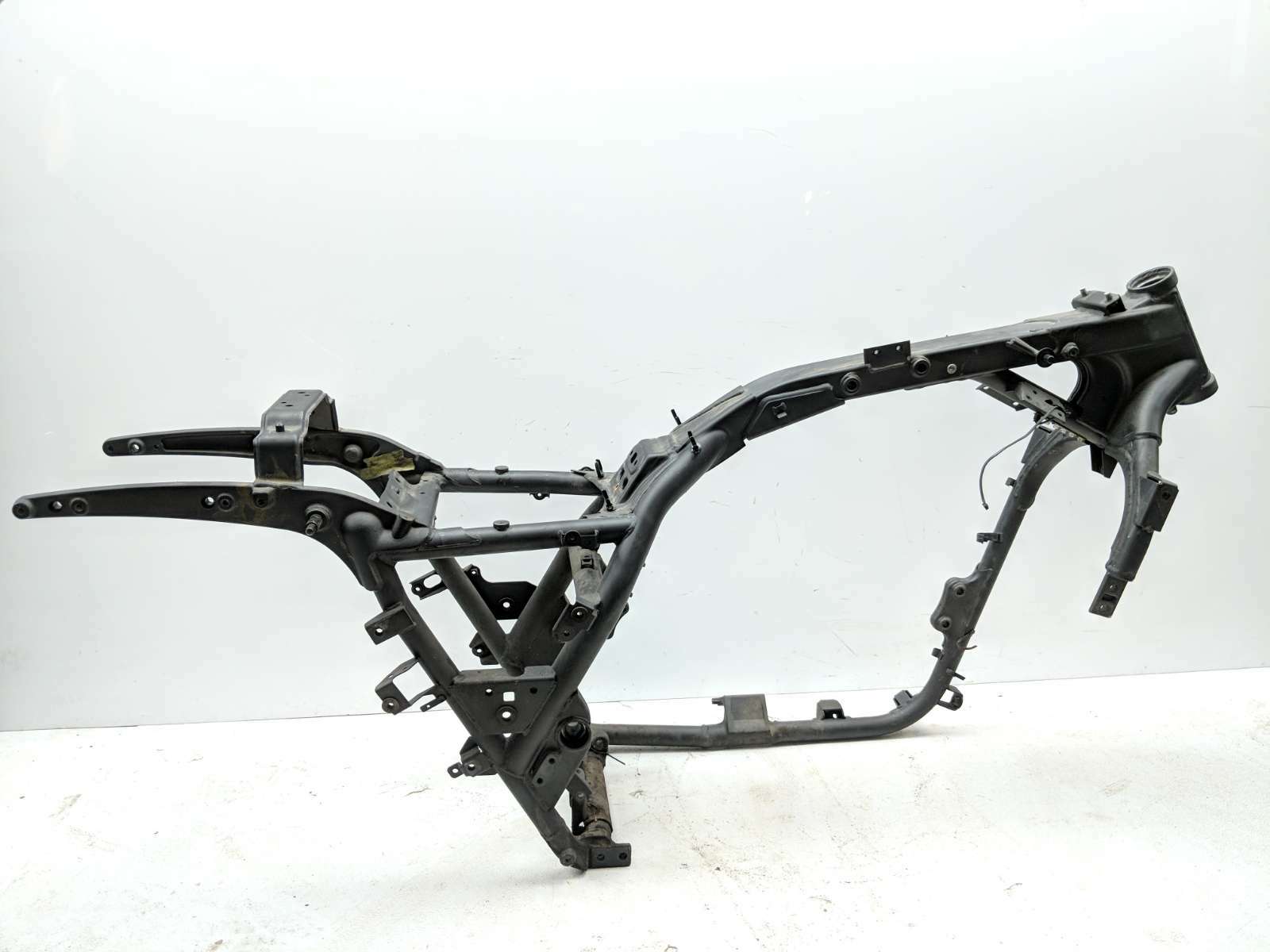 09 Kawasaki Vulcan 1700 Nomad VN1700 Main Frame STRAIGHT SLVG