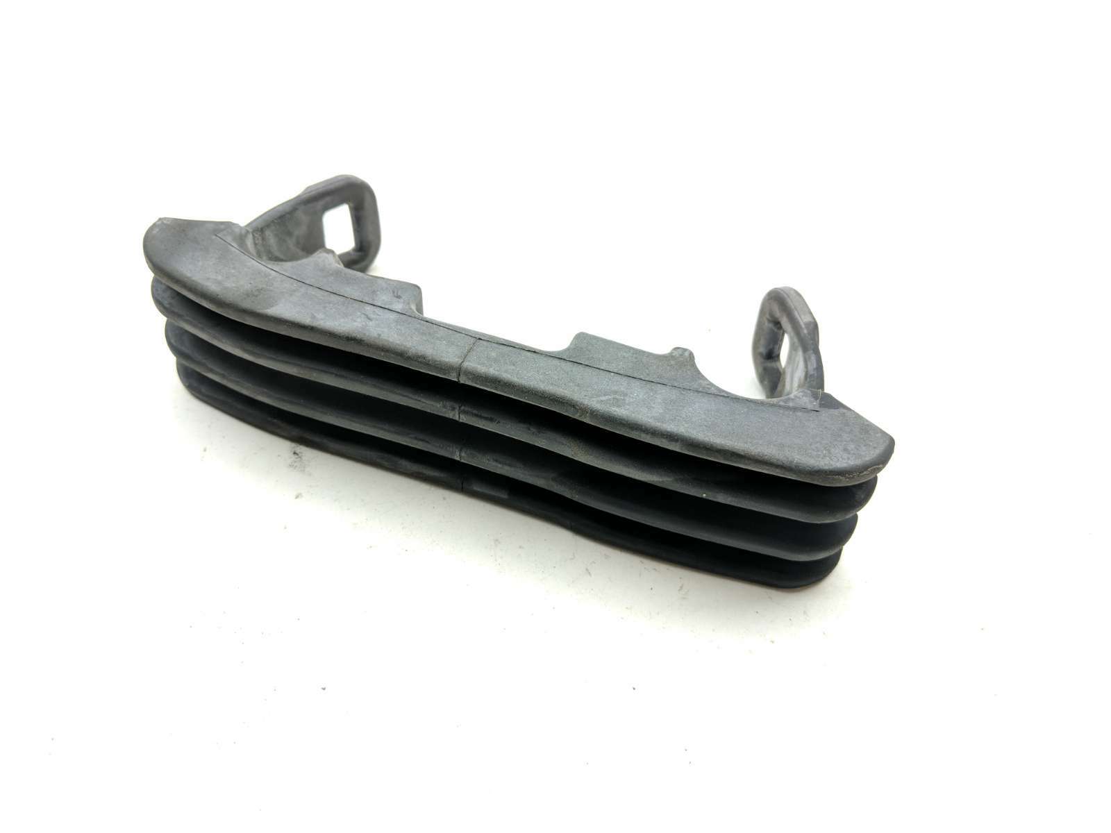 09 Kawasaki Vulcan 1700 Nomad VN1700 Gas Fuel Tank Mount Rubber TRSH DV Looked CM