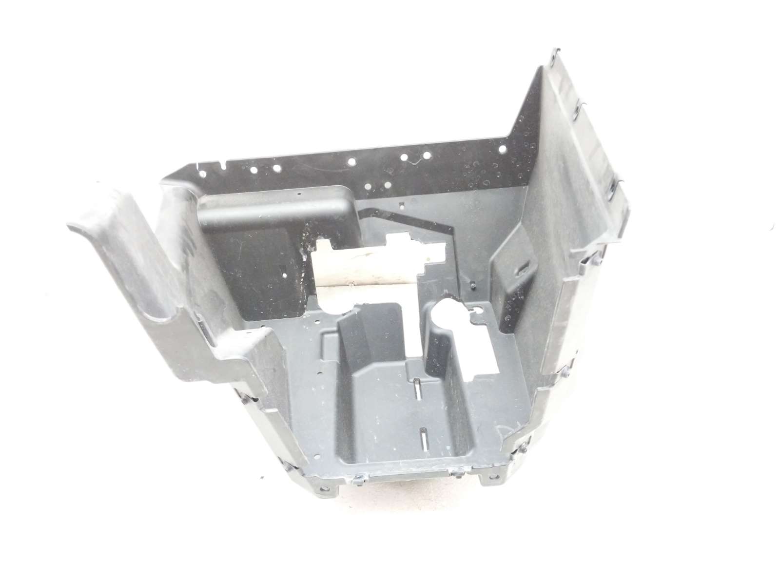 21 Polaris Slingshot SL Front Left Side Footwell Foot Well Cover 5457639