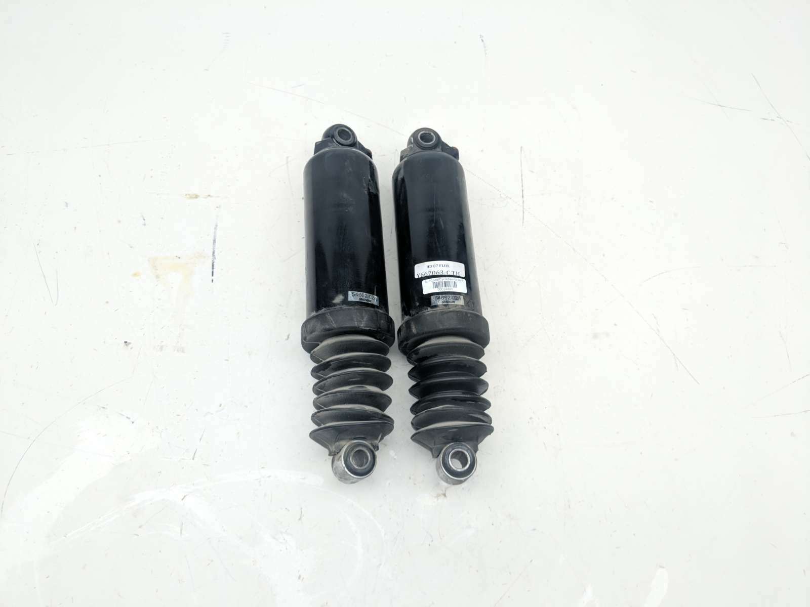 07 Harley Davidson Street Glide FLHX Rear Suspension Shocks 54662-02A