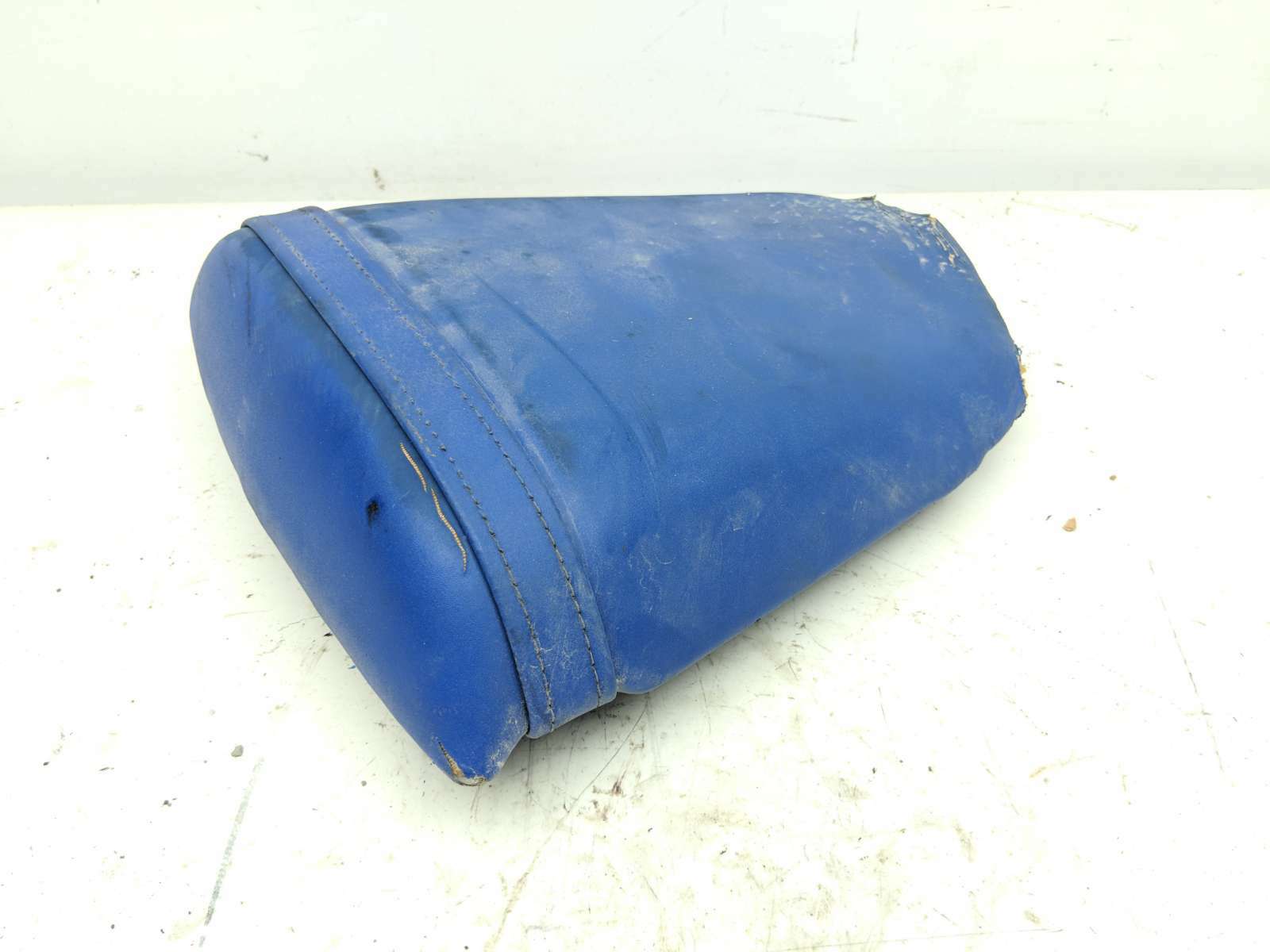 04 - 05 Suzuki GSXR 600 750 Rear Passenger Seat