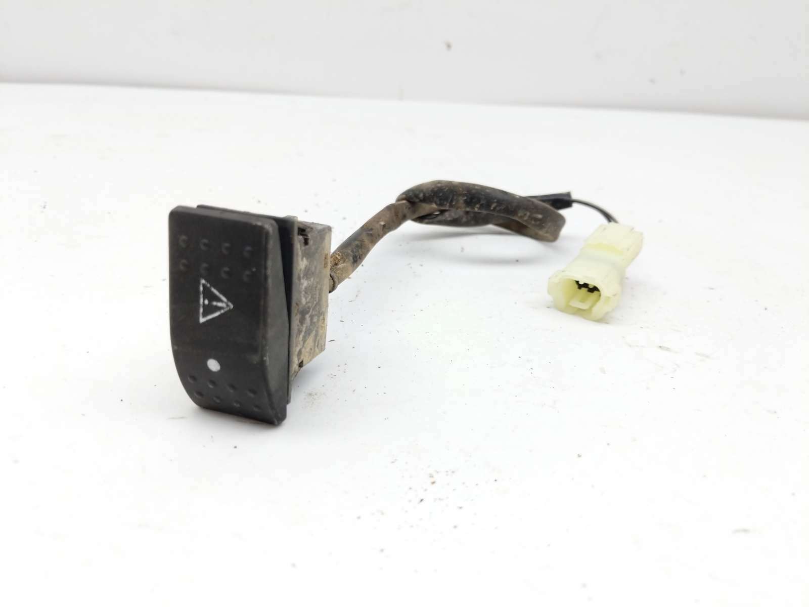 19 CF Moto UForce 800 Hazard Light Alarm Switch Control Button