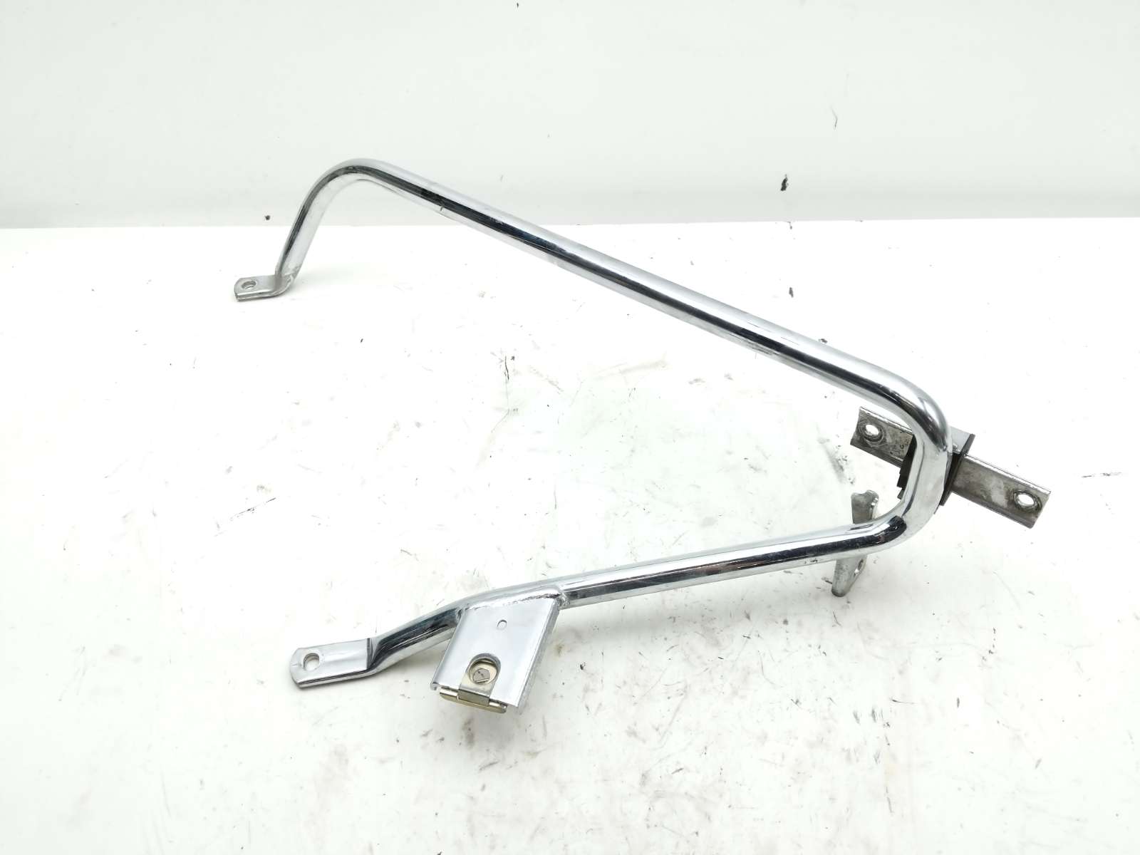 09 Harley Davidson Street Glide FLHX Left Saddlebag Mount Bracket