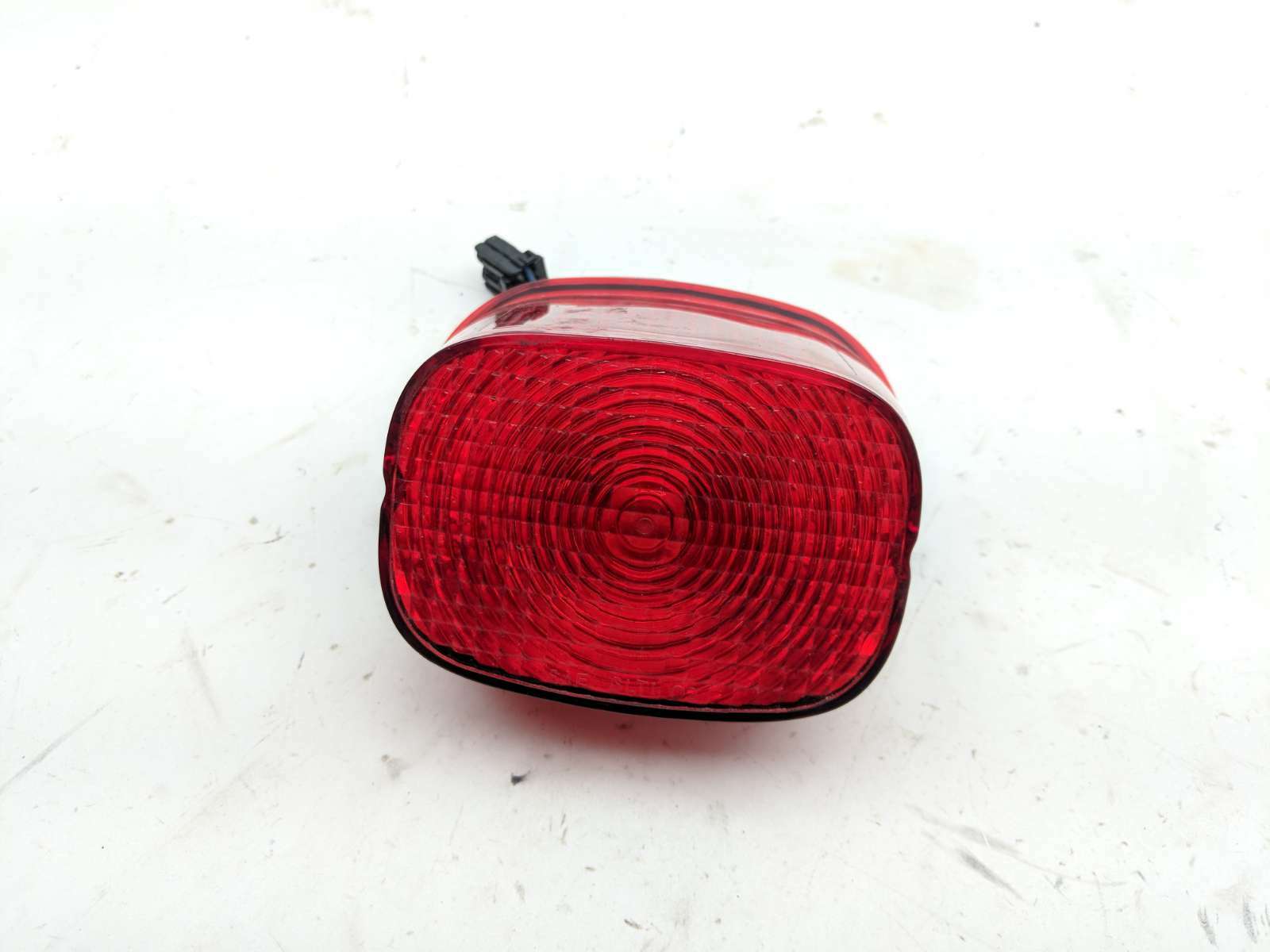 09 Harley Davidson Street Glide FLHX Tail Light Brake Lamp