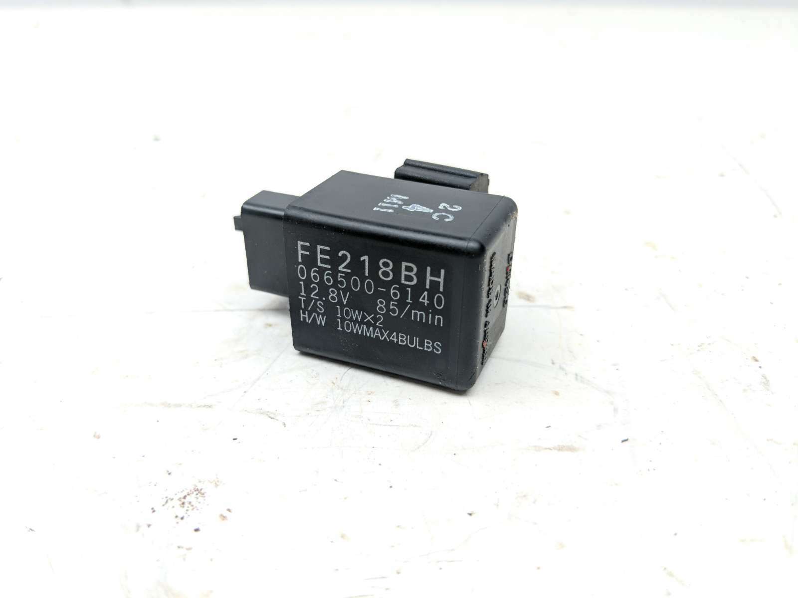 19 Kawasaki EJ800 W800 Cafe Racer Relay FE218BH