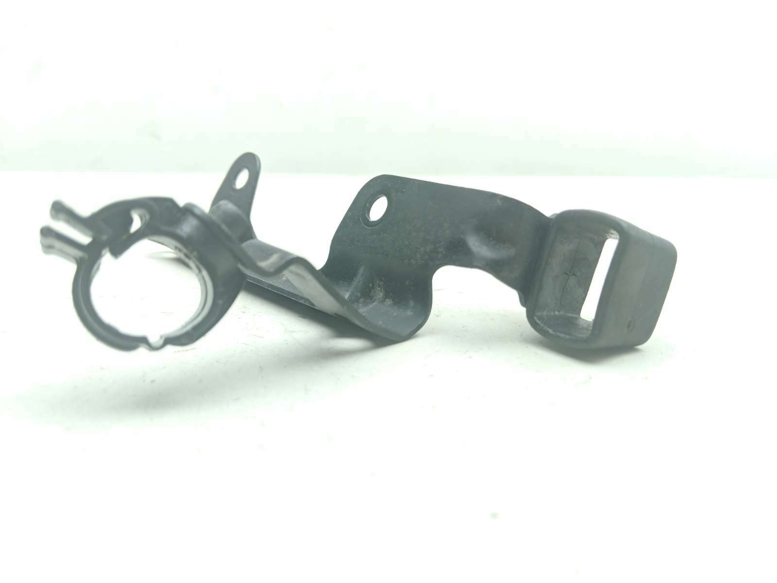 16 Ducati Monster 821 Guide Mount Bracket B