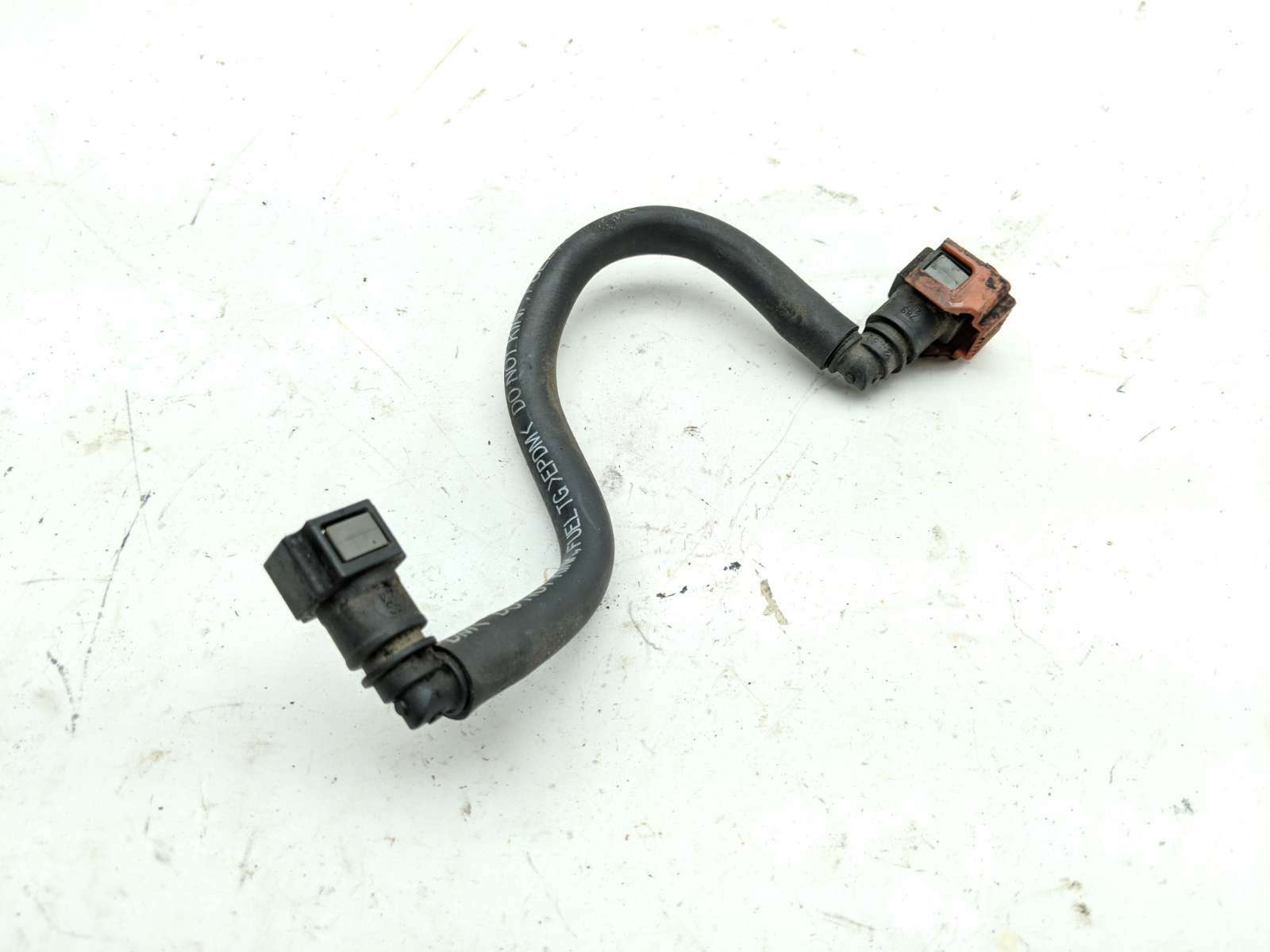 06 Yamaha R1 YZF-R1 Gas Fuel Line Hose