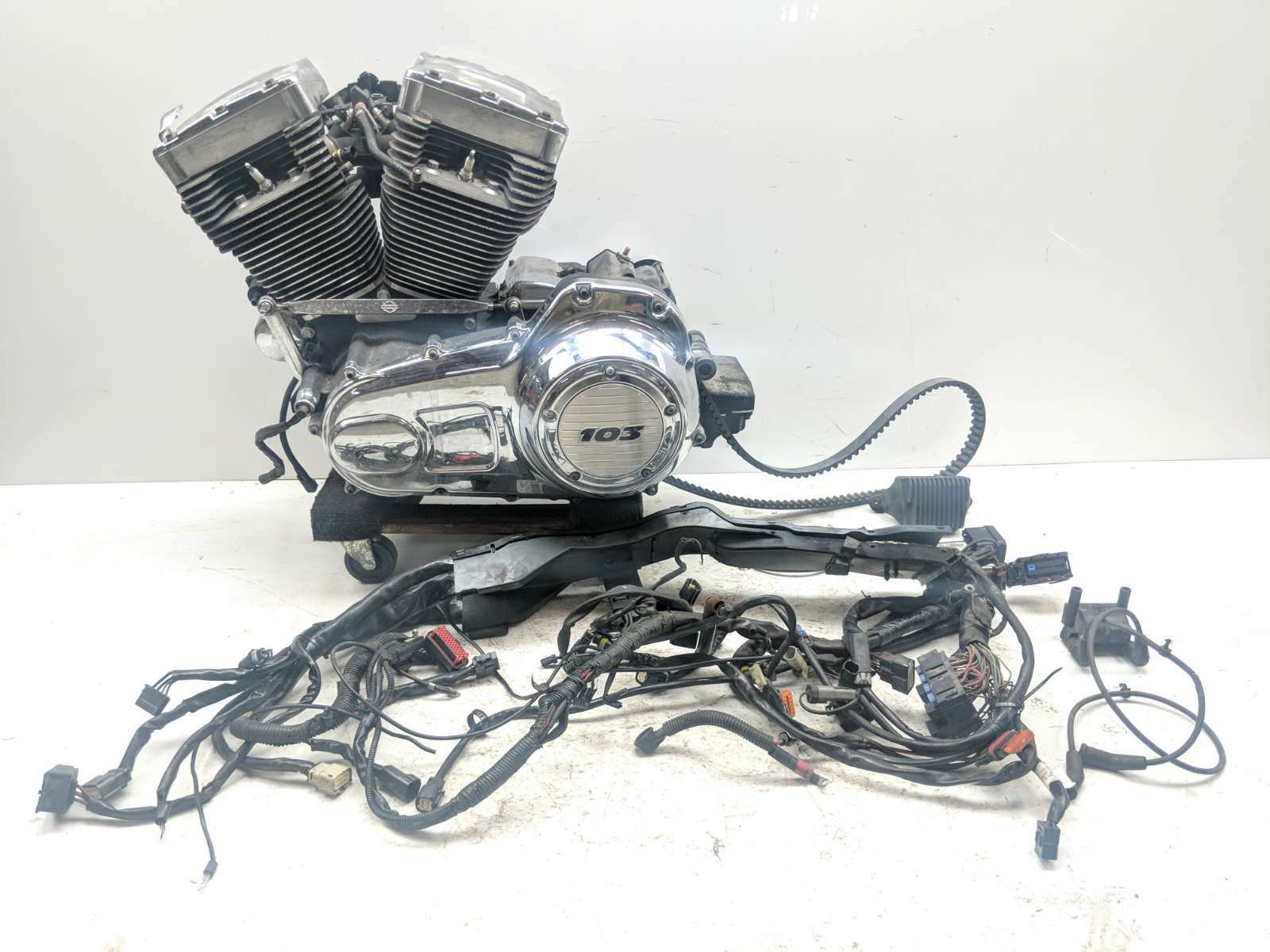 11 Harley Road Glide Ultra FLTRU Engine Motor Kit 103ci ECU Harness Throttle