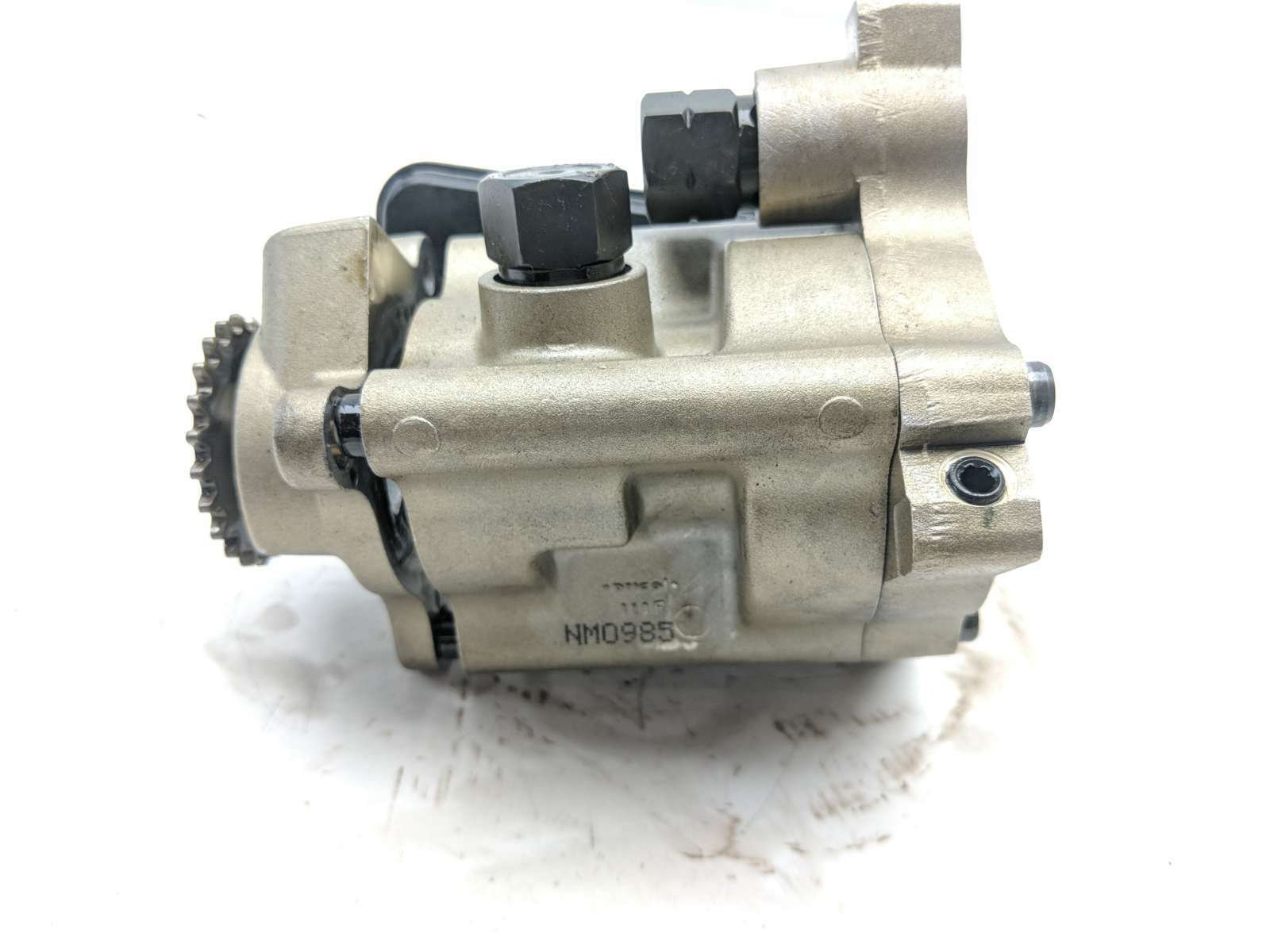 12 Victory Cross Country Tour Starter Oil Pump